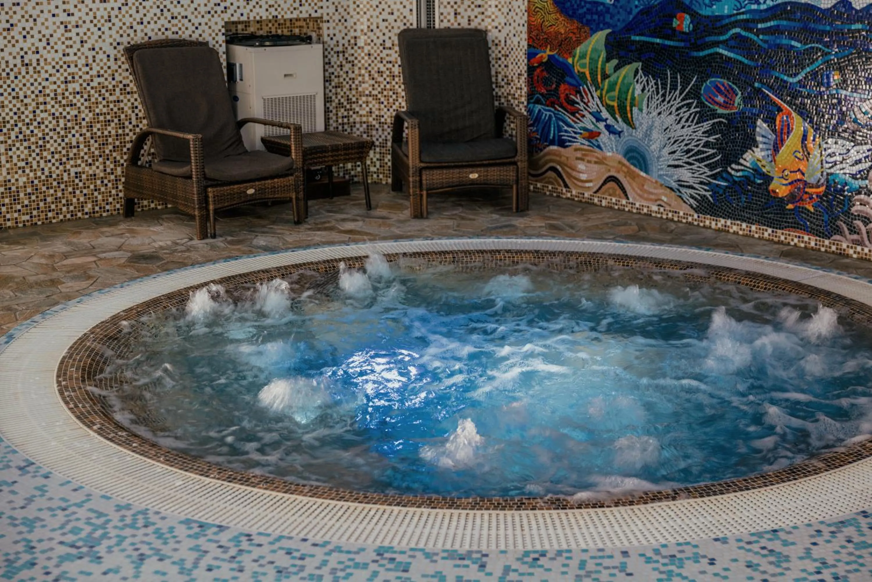 Hot Tub in Hotel Troyer
