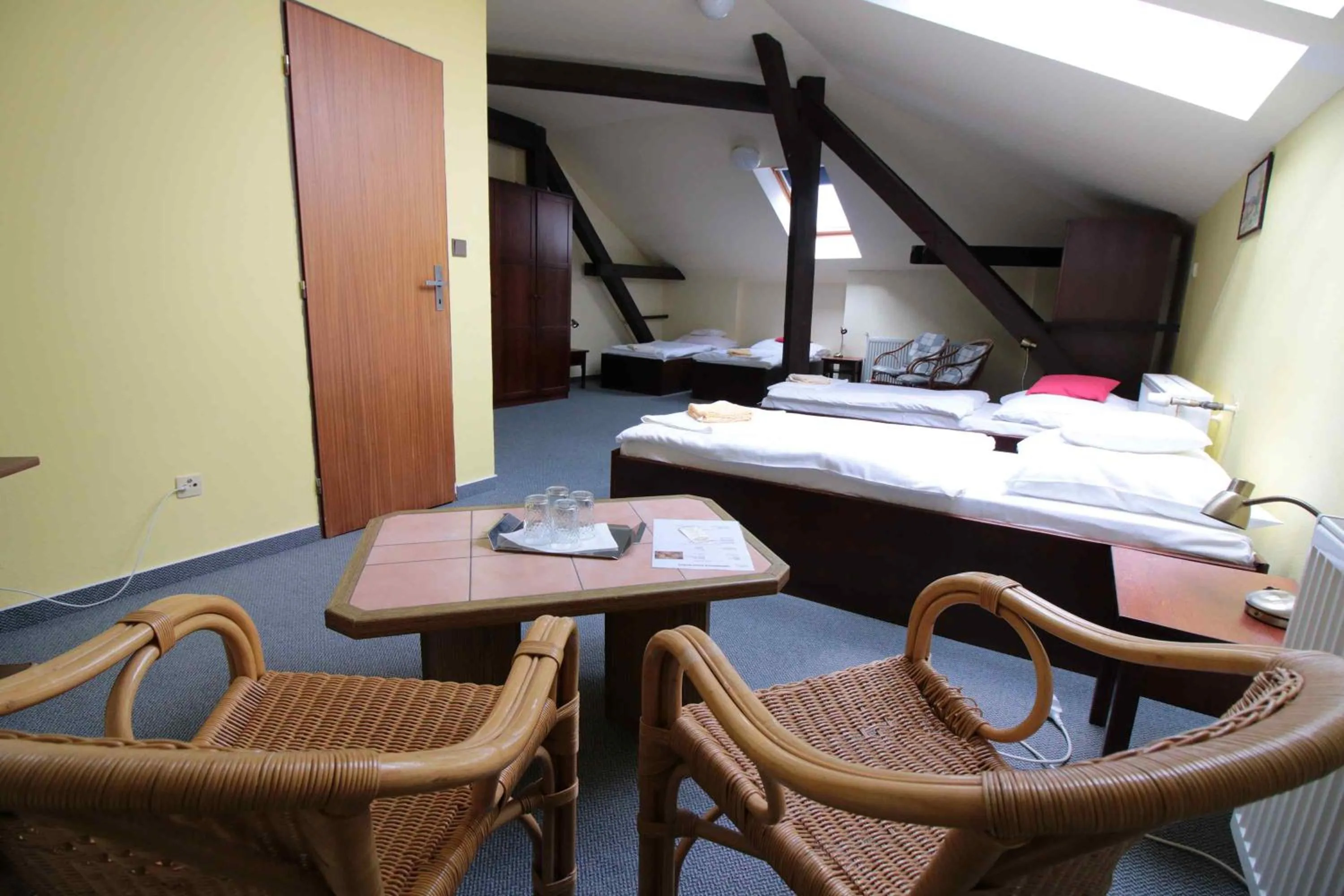 Photo of the whole room in Hotel Nobys