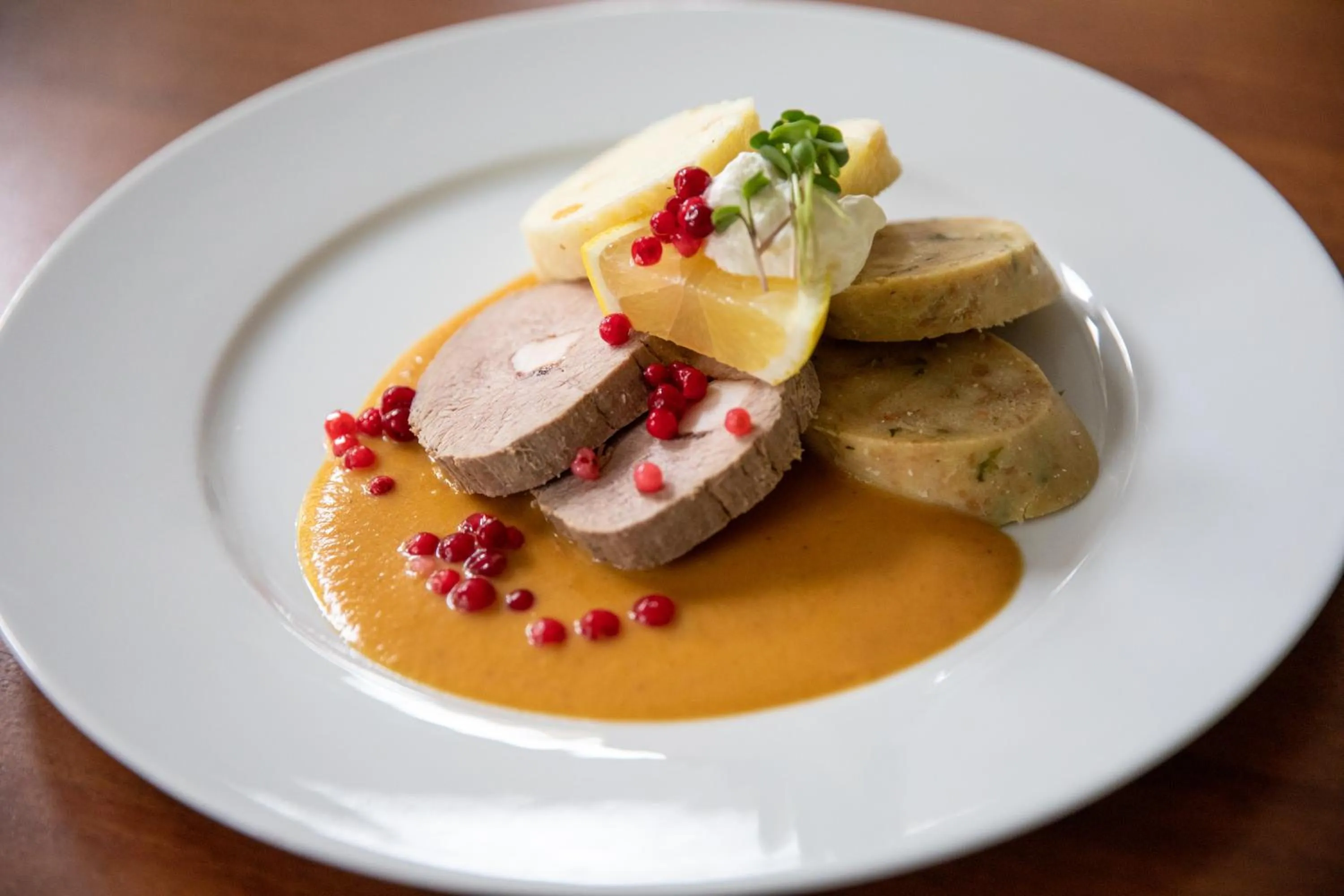 Restaurant/places to eat in Hotel Ermi