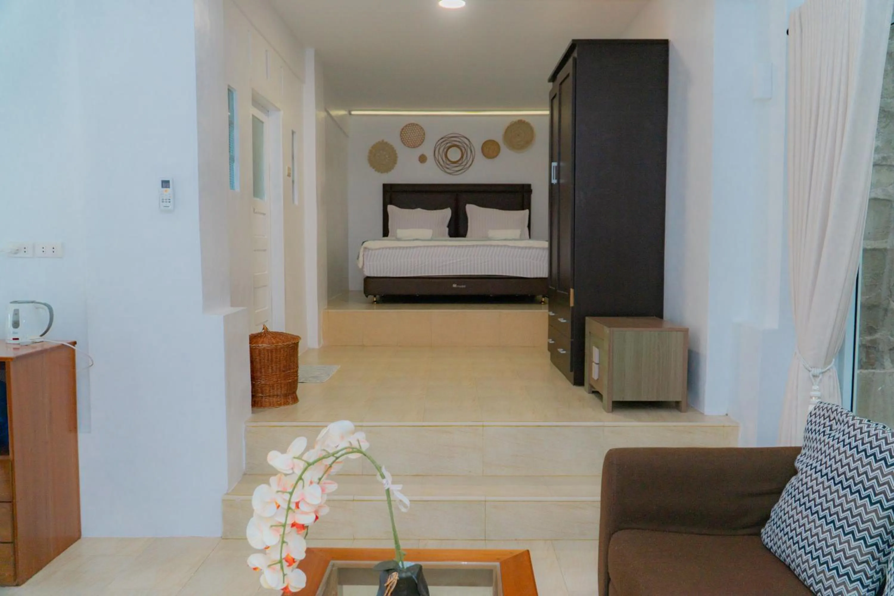 Bed in The Hawk's Nest Resort