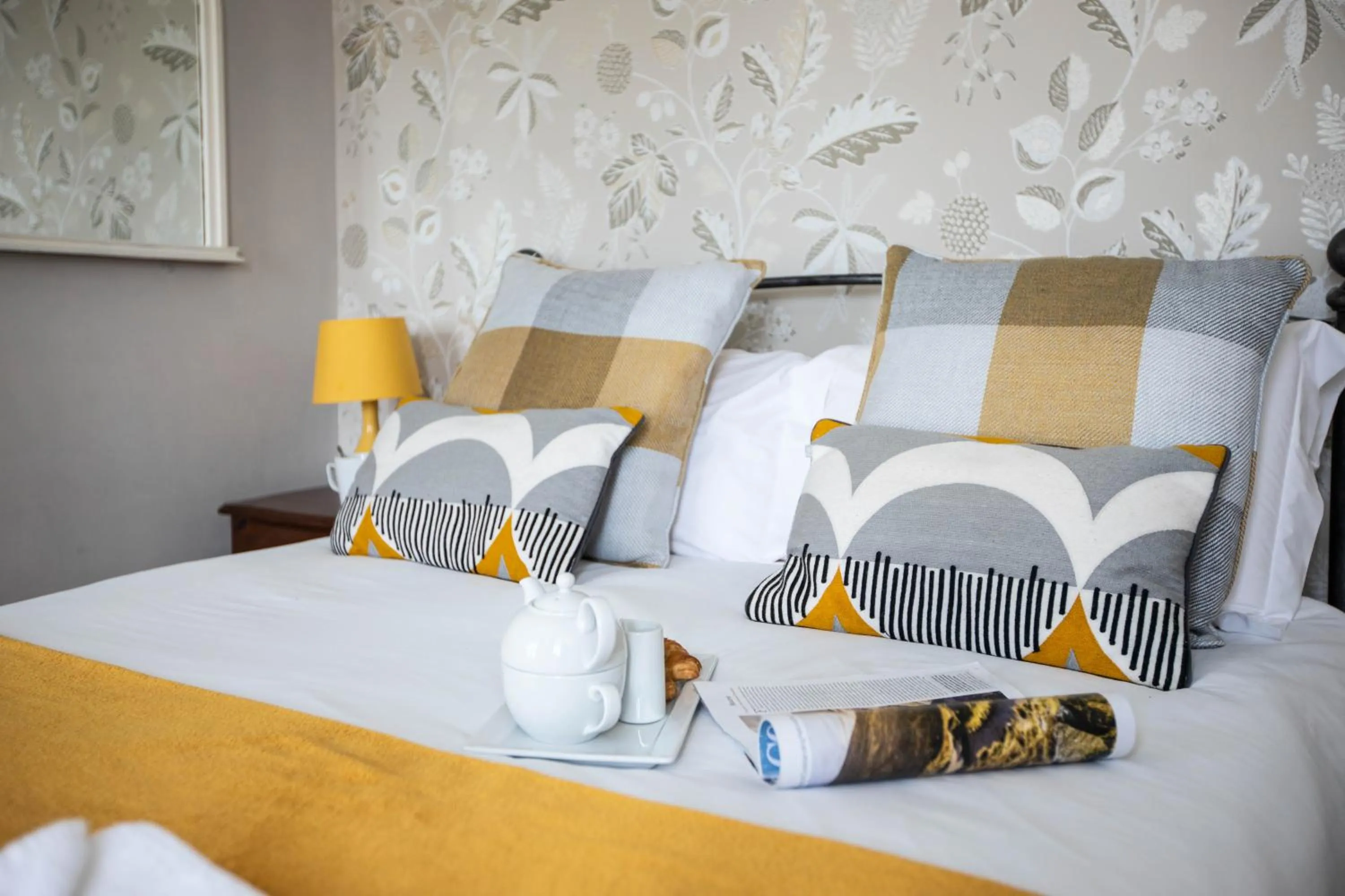 Bed in The Olde Malthouse Inn