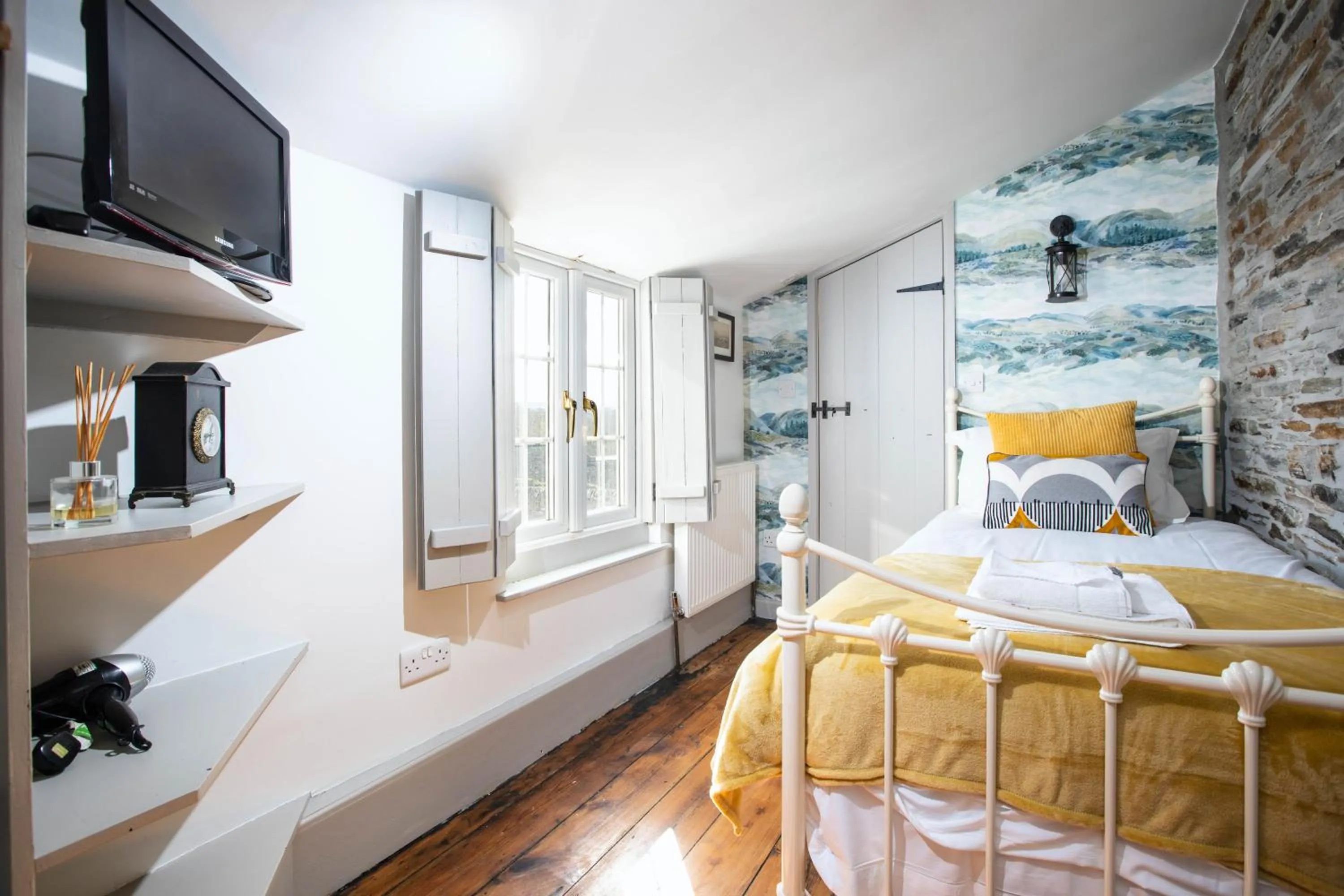 Bedroom, Bed in The Olde Malthouse Inn