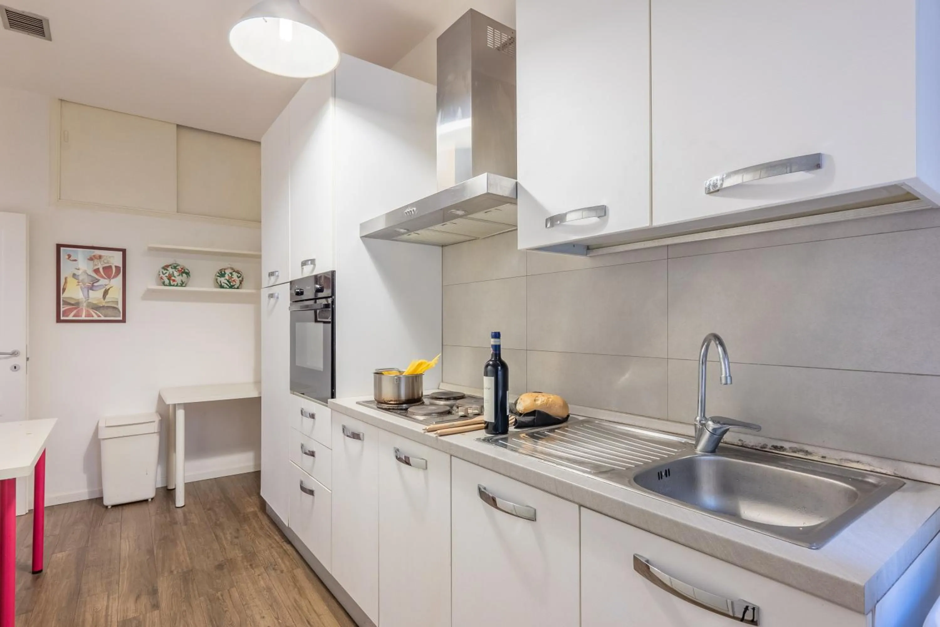 Kitchen or kitchenette in Palazzo Vecchio Apartments by Mmega