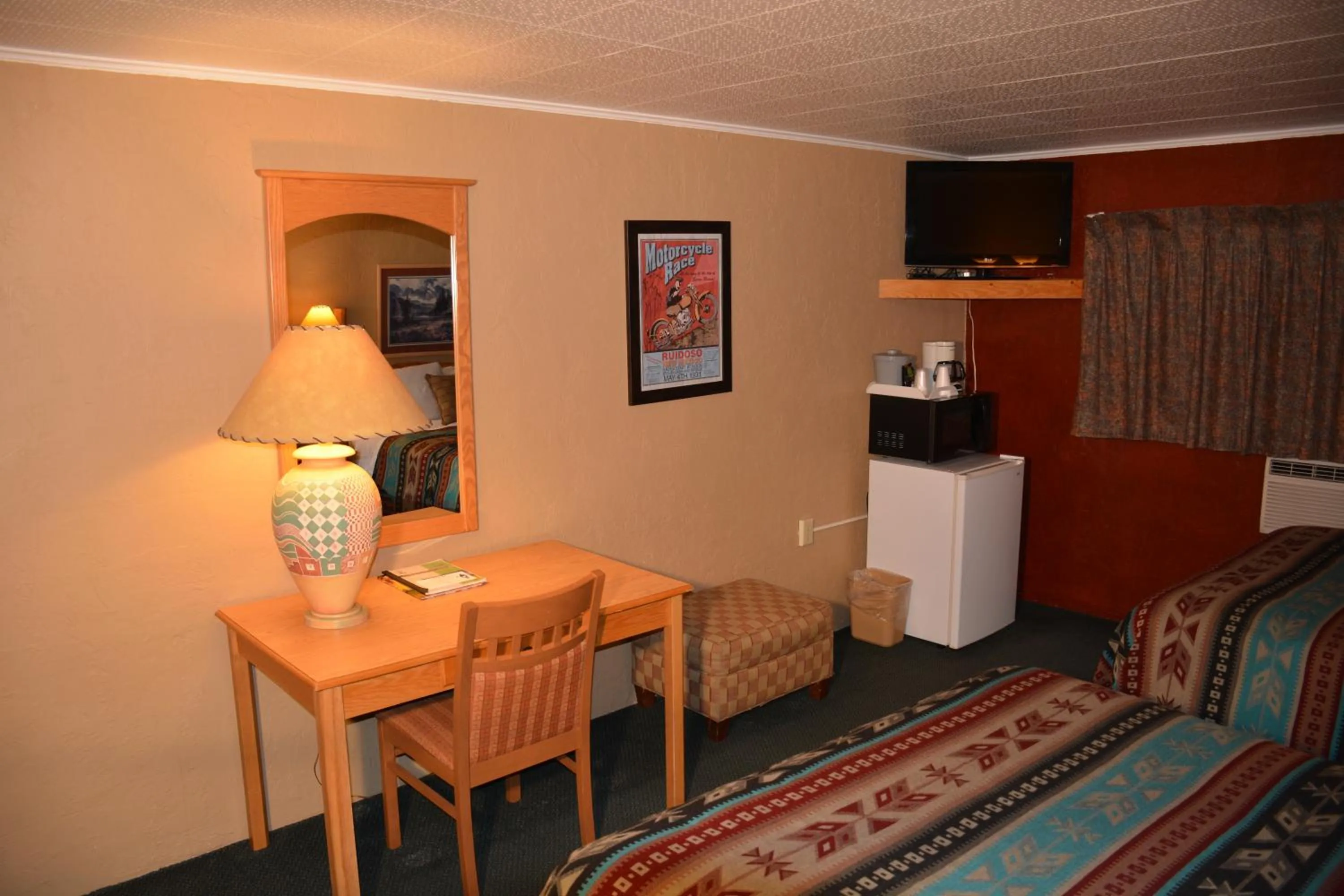 Bedroom in Sitzmark Chalet Inn