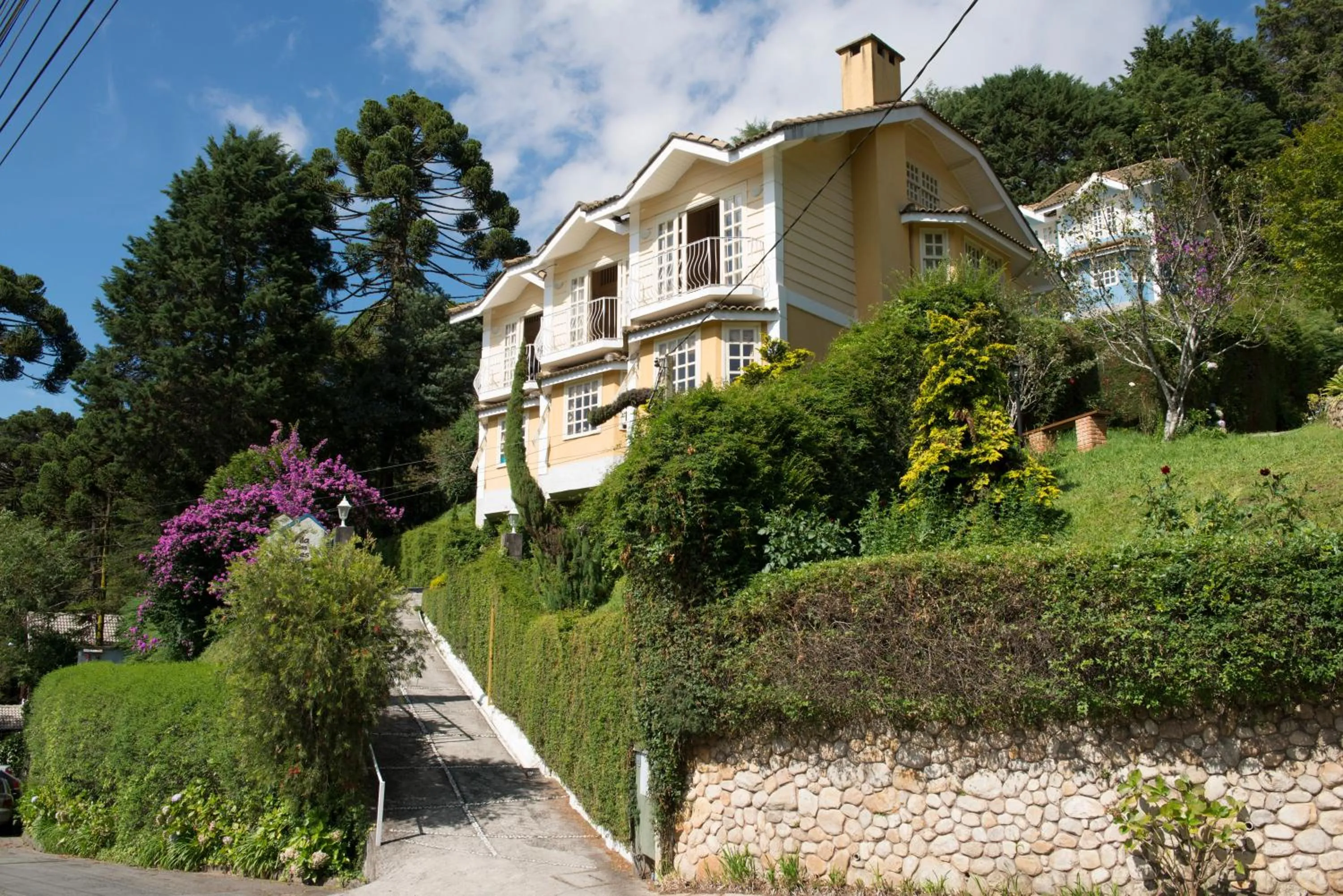 Property building in Pousada Vila das Cores