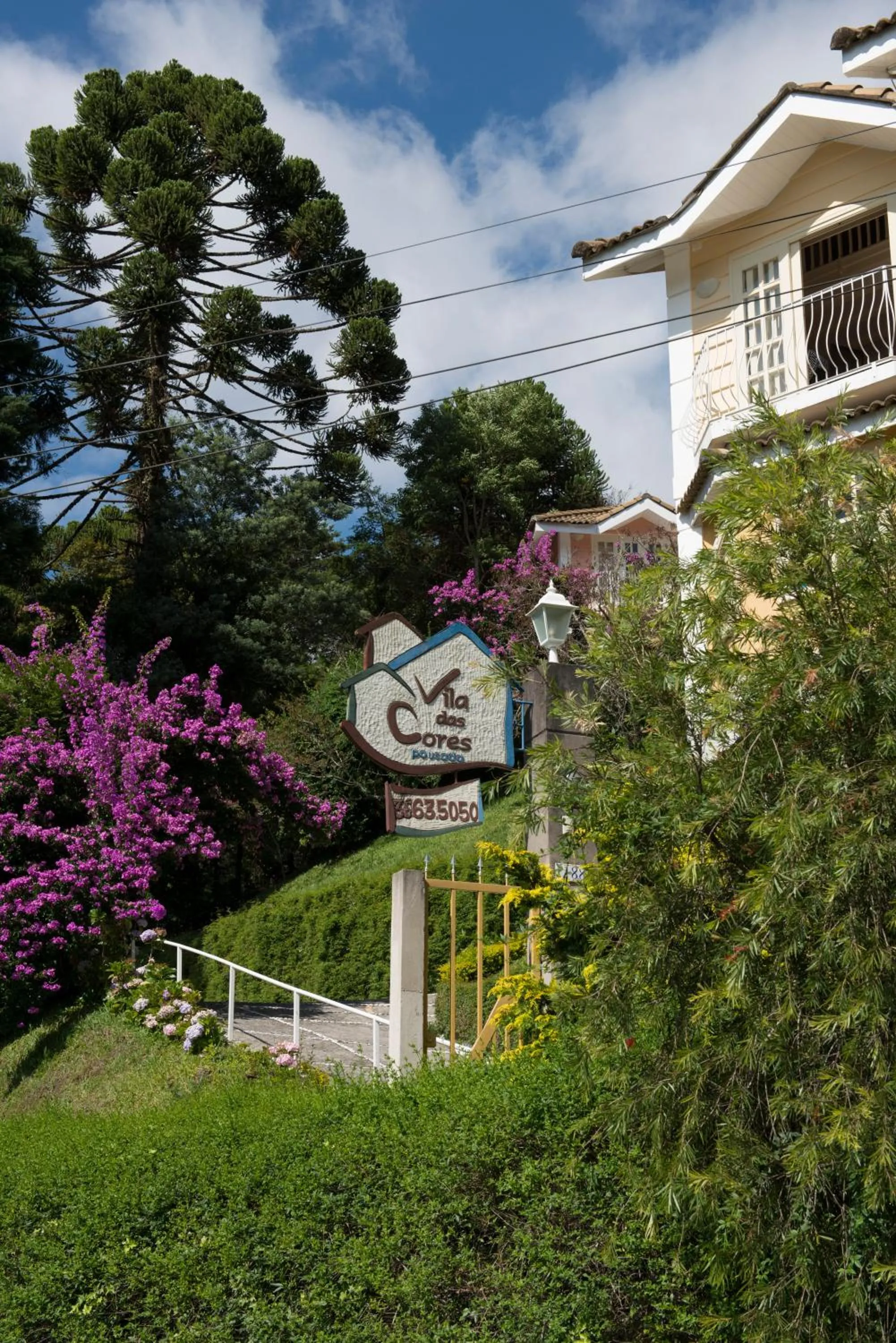 Facade/entrance in Pousada Vila das Cores
