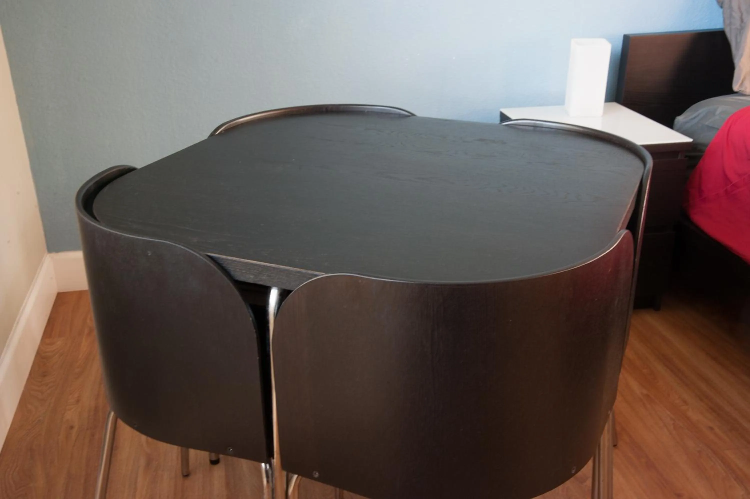 Dining area in Sun Beach Inn