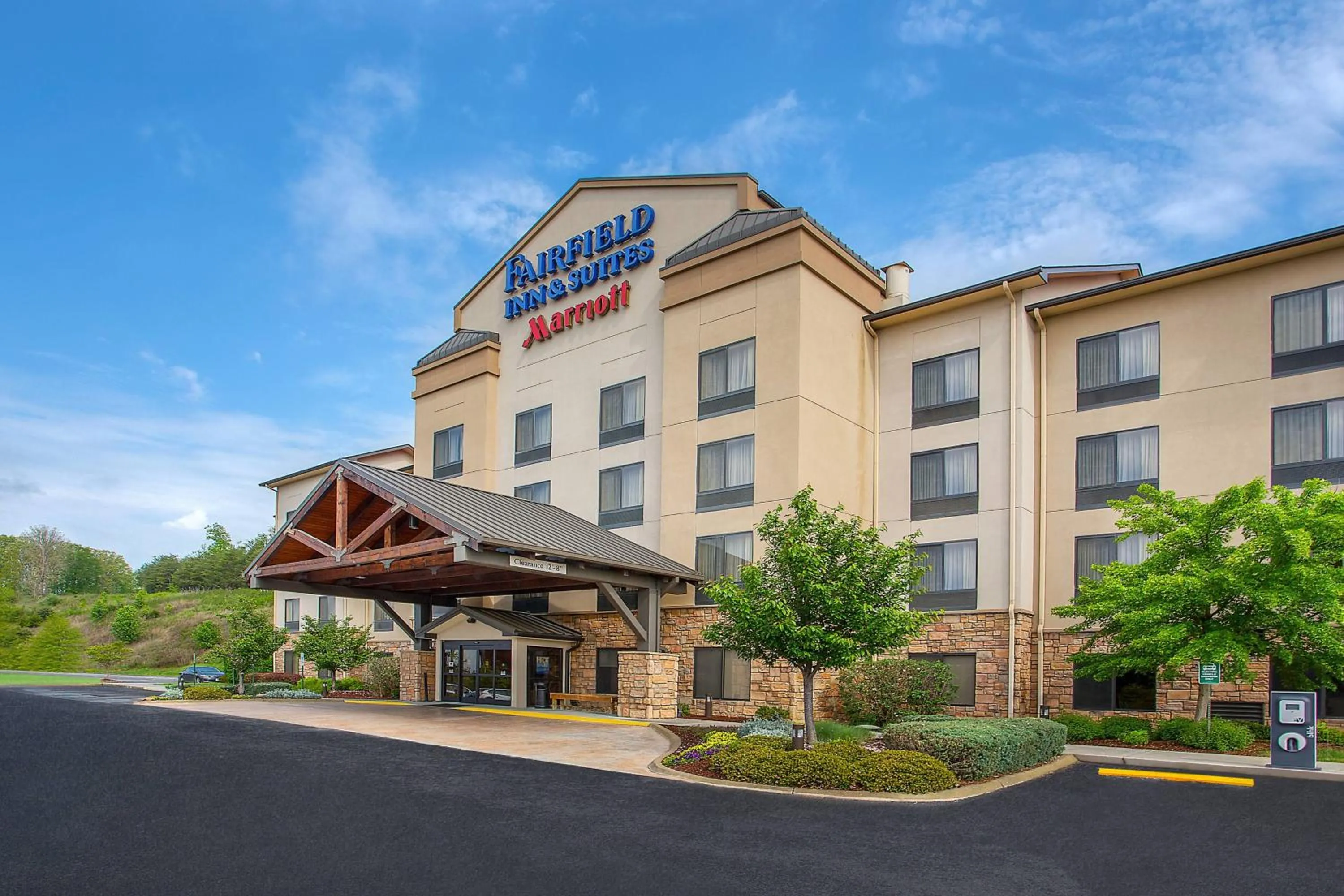 Property building in Fairfield Inn & Suites Kodak