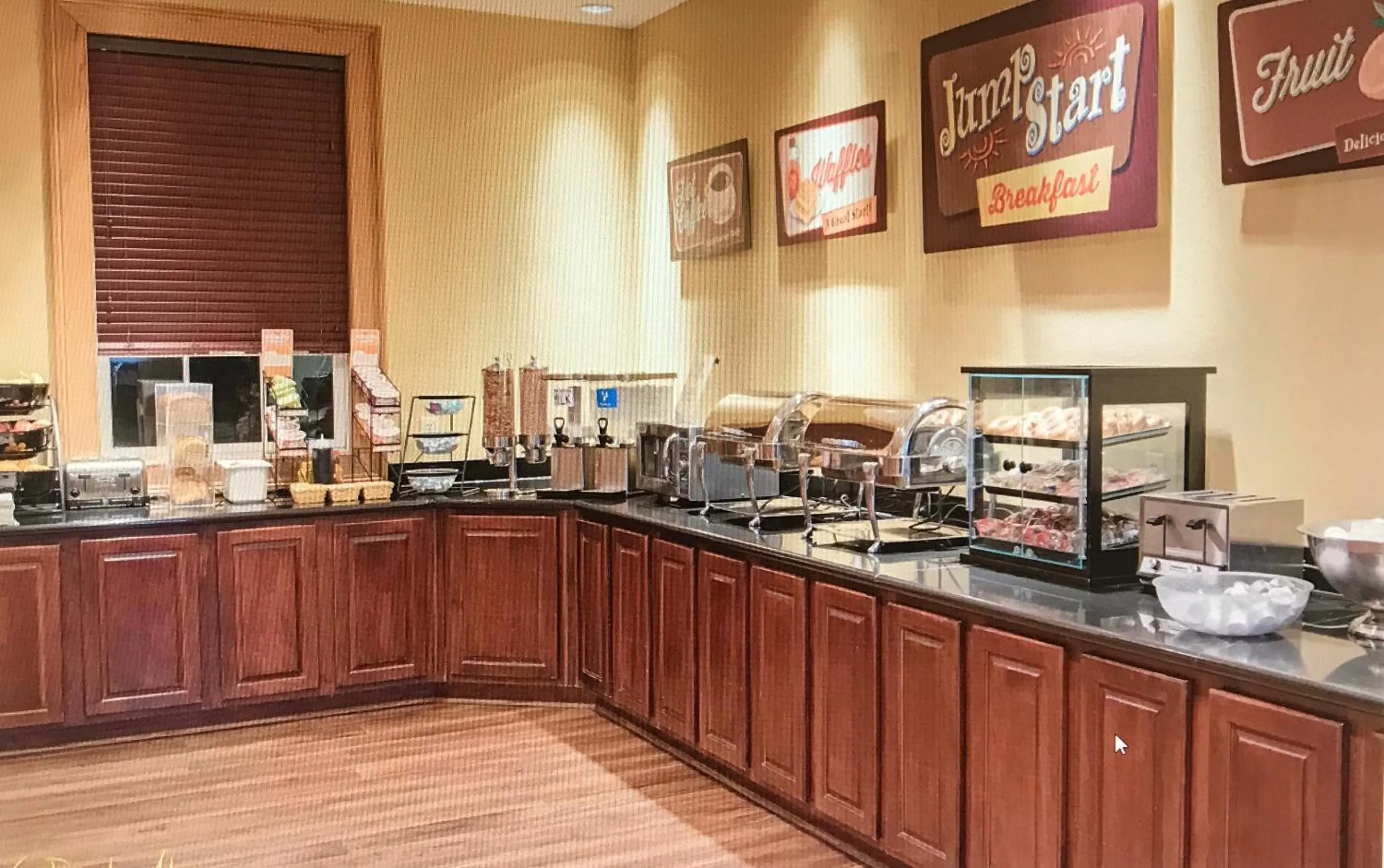 Breakfast in Natchez Grand Hotel On The River