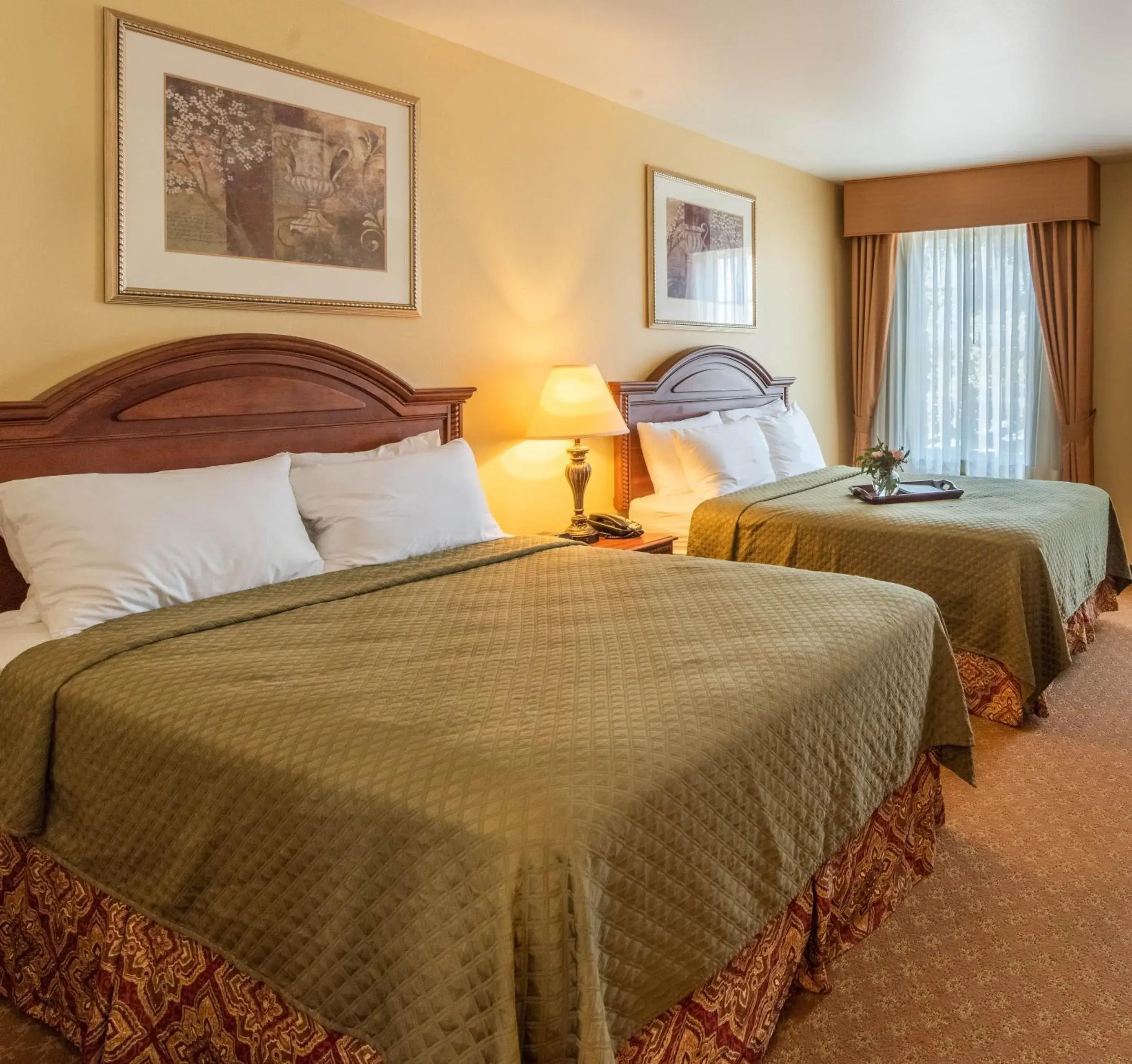 Deluxe Double Queen Historic View in Natchez Grand Hotel On The River Deluxe Double Queen Historic View in Natchez Grand Hotel On The River