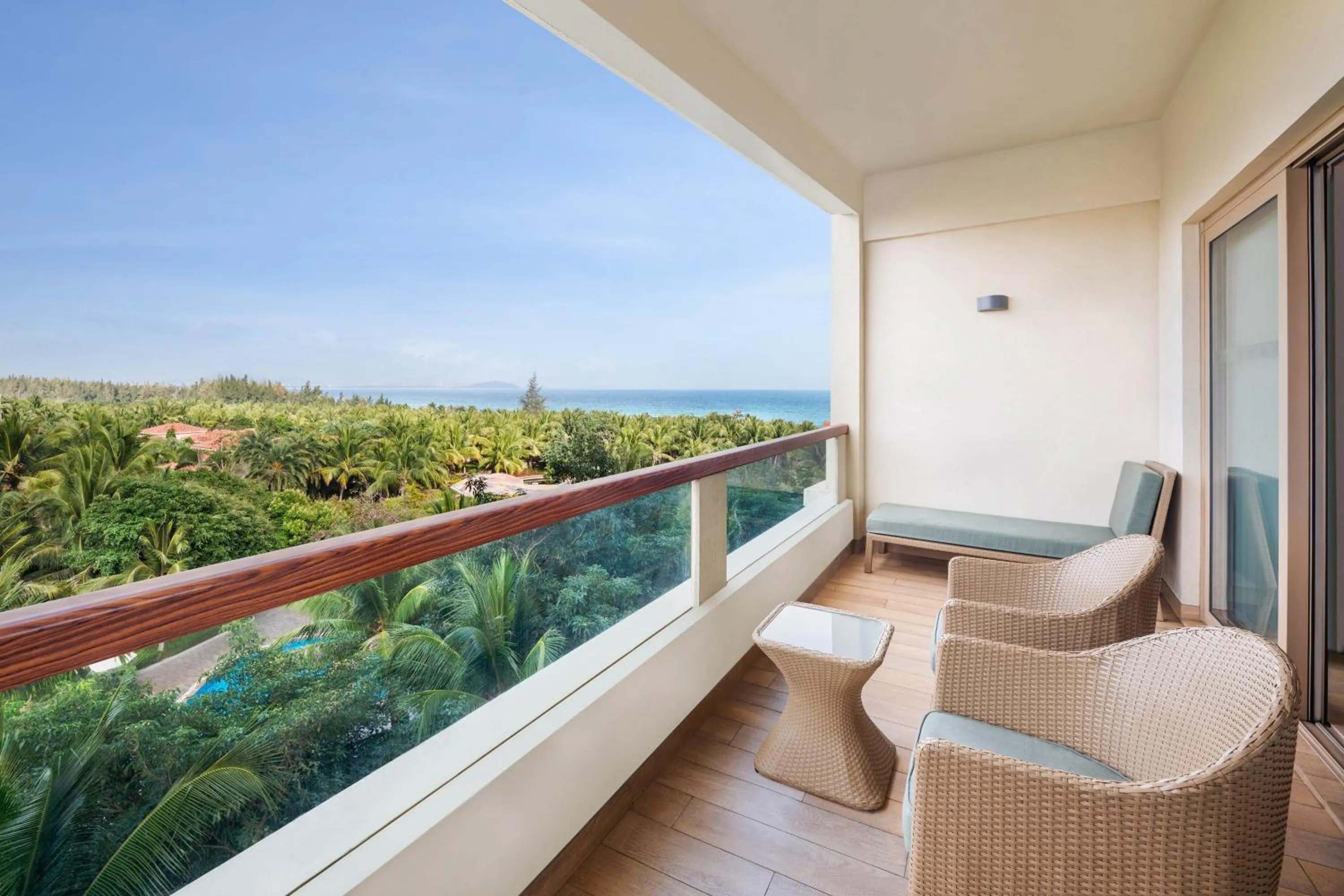 Photo of the whole room in Sheraton Sanya Haitang Bay Resort