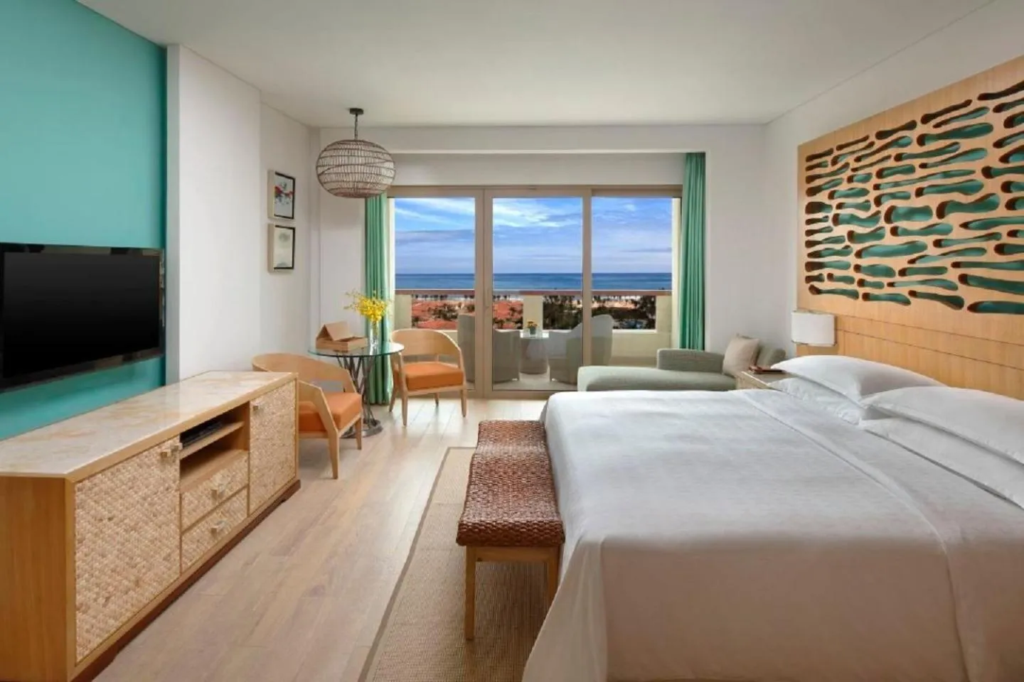 Bedroom, Bed in Sheraton Sanya Haitang Bay Resort