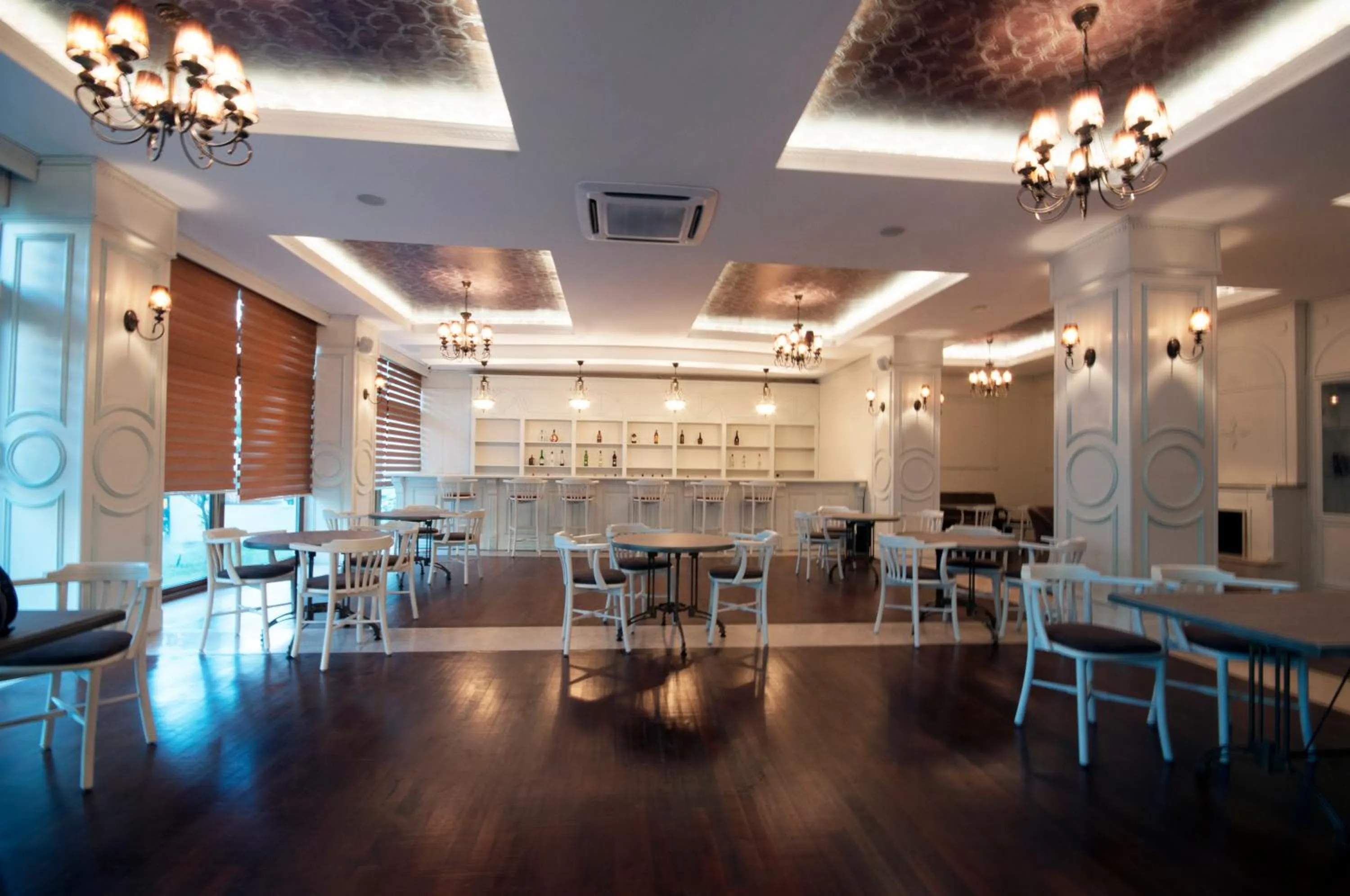 Lounge or bar in My Dream Hotel