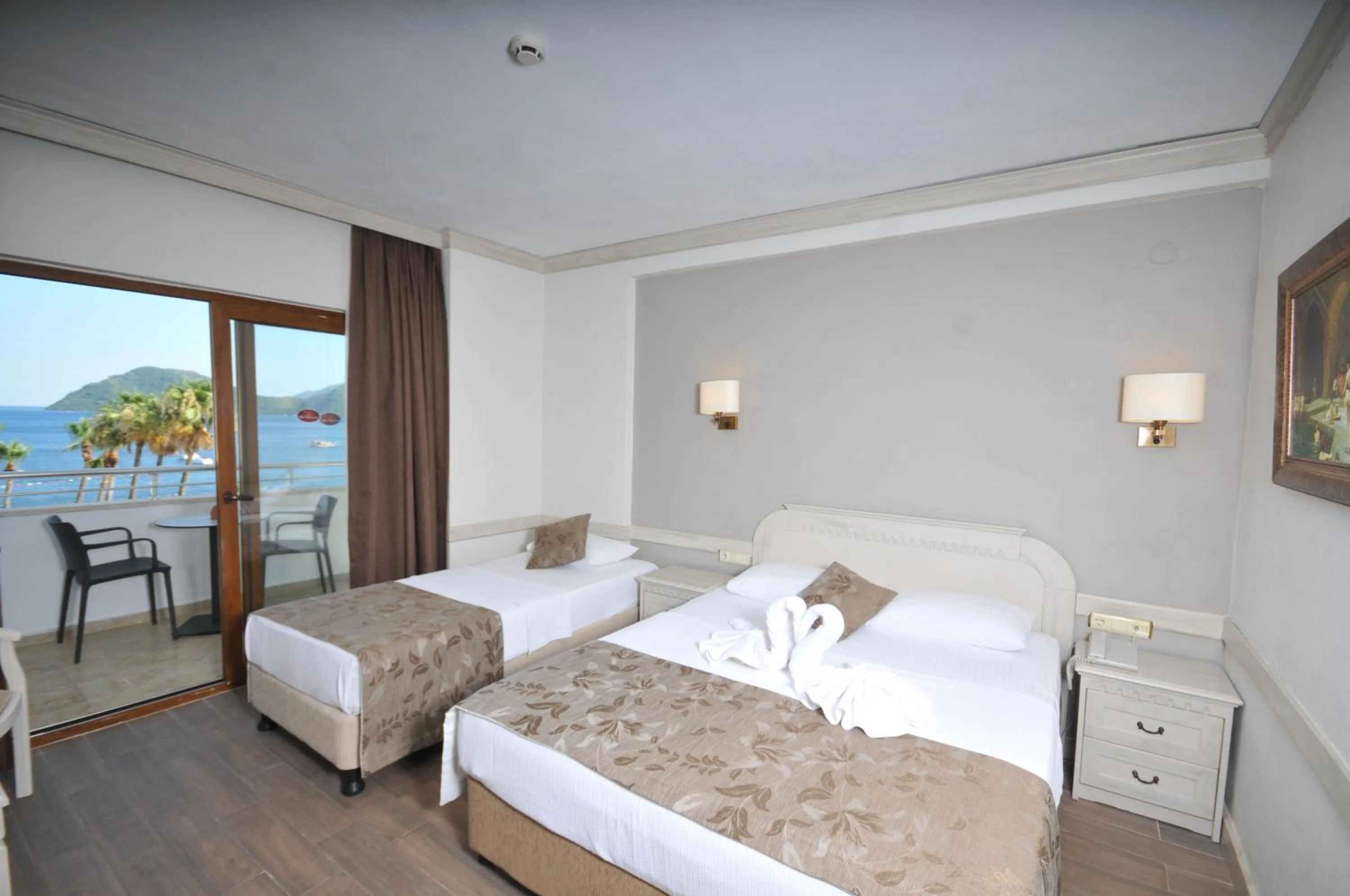 Photo of the whole room in My Dream Hotel