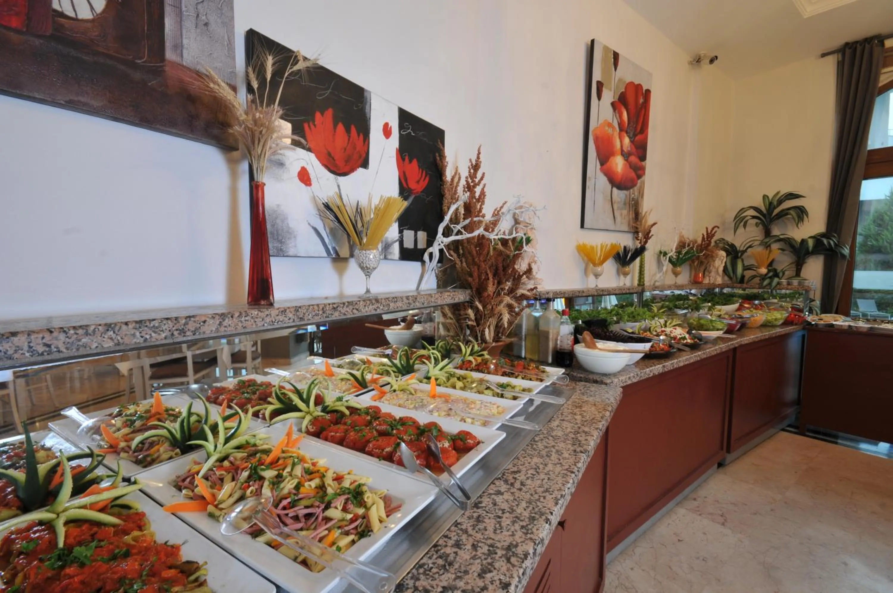 Dinner in My Dream Hotel