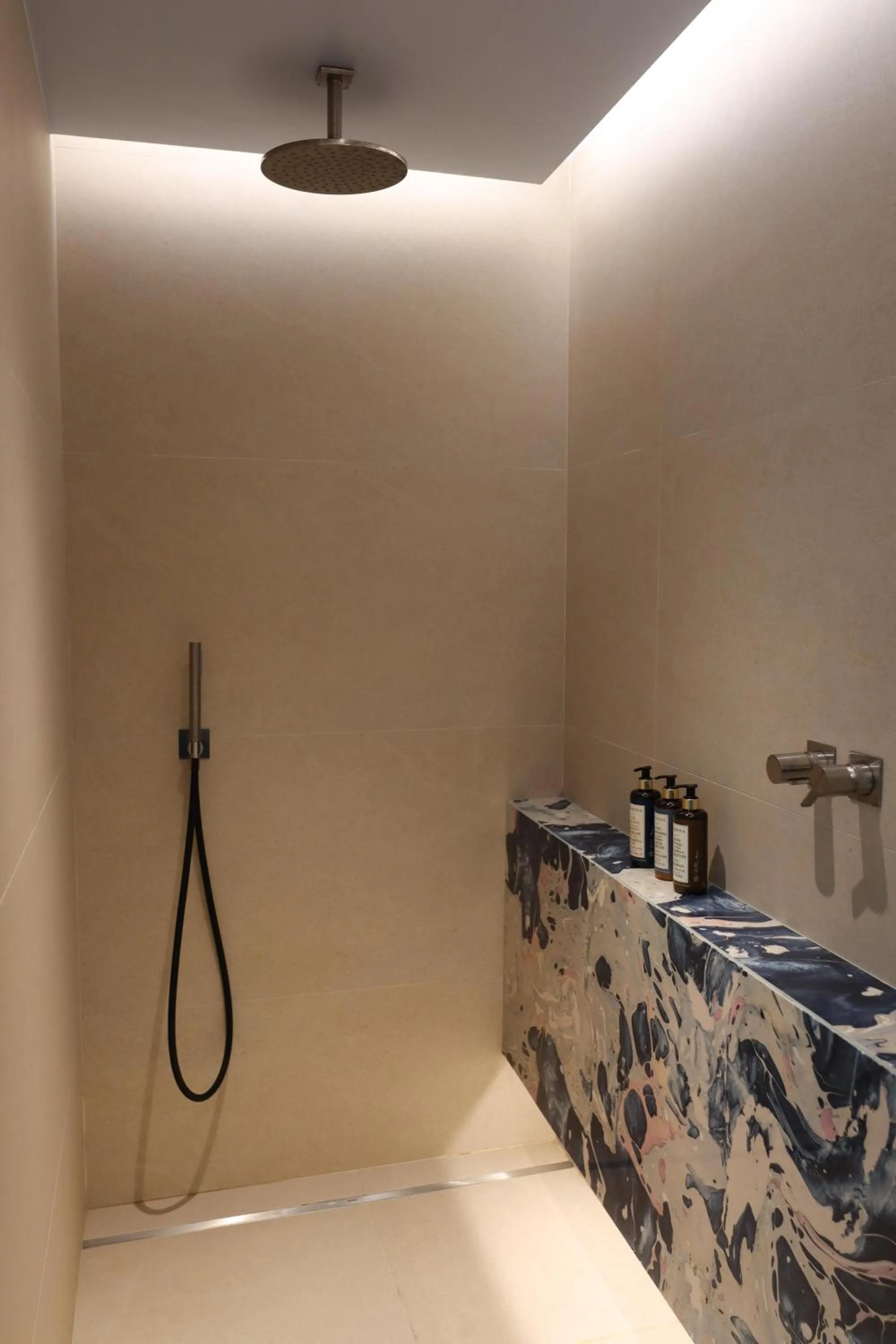 Bathroom in The Views Oasis