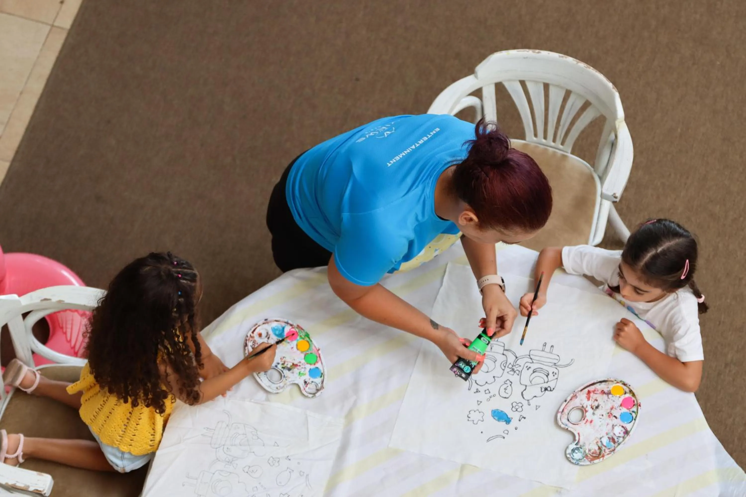 People in The Views Oasis