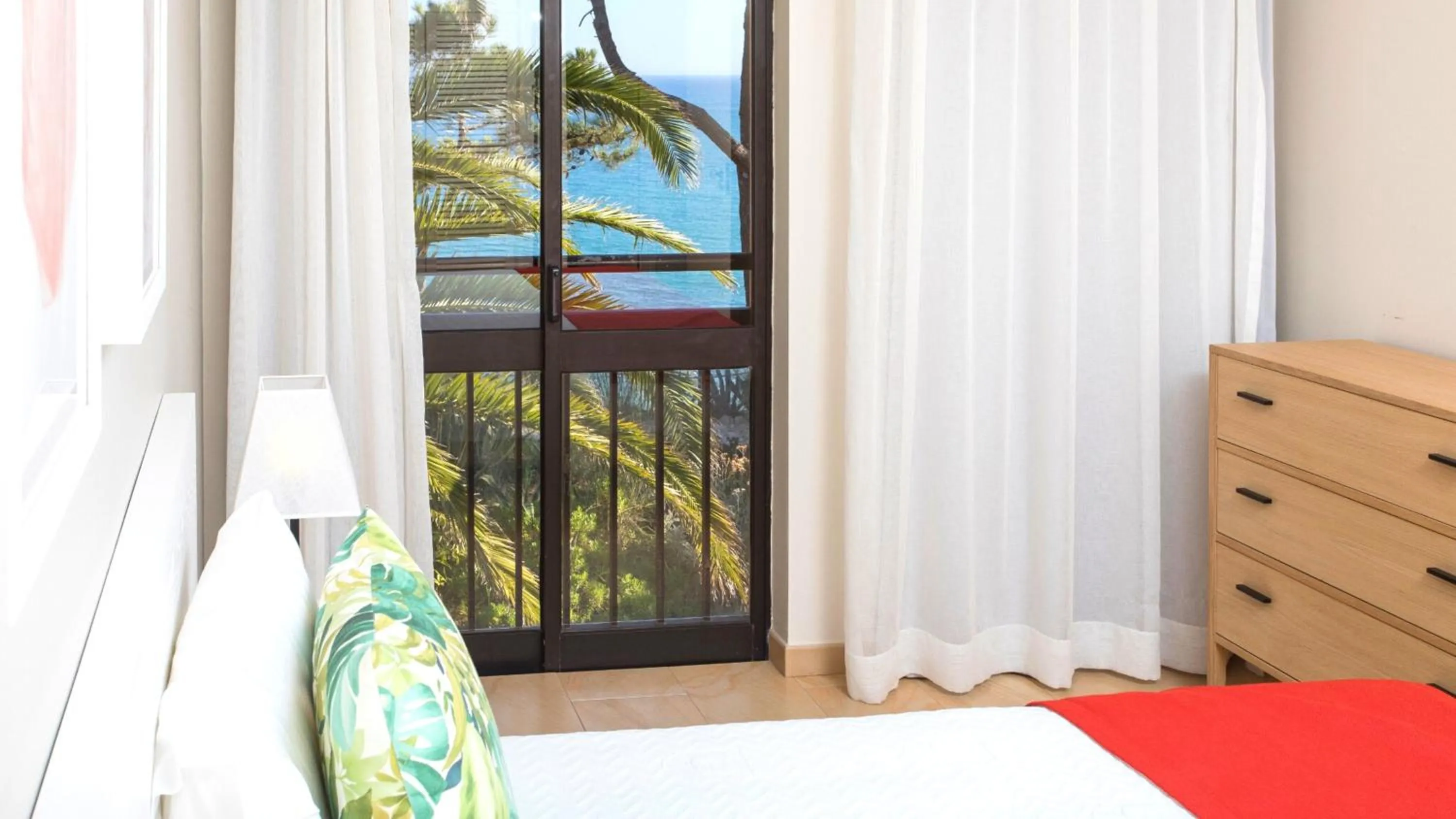 Bed in Alfagar Village