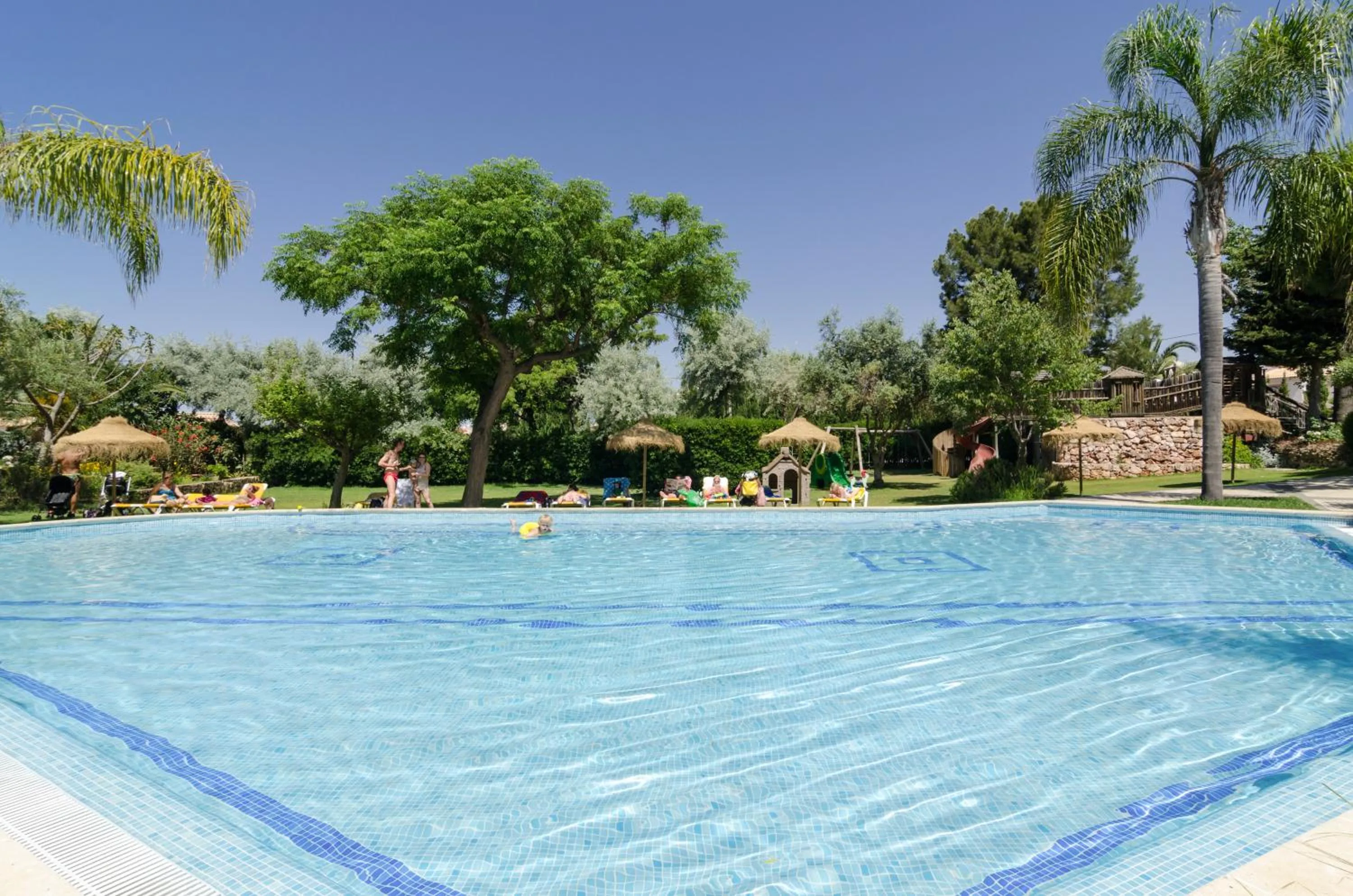 Swimming pool in Alfagar Village