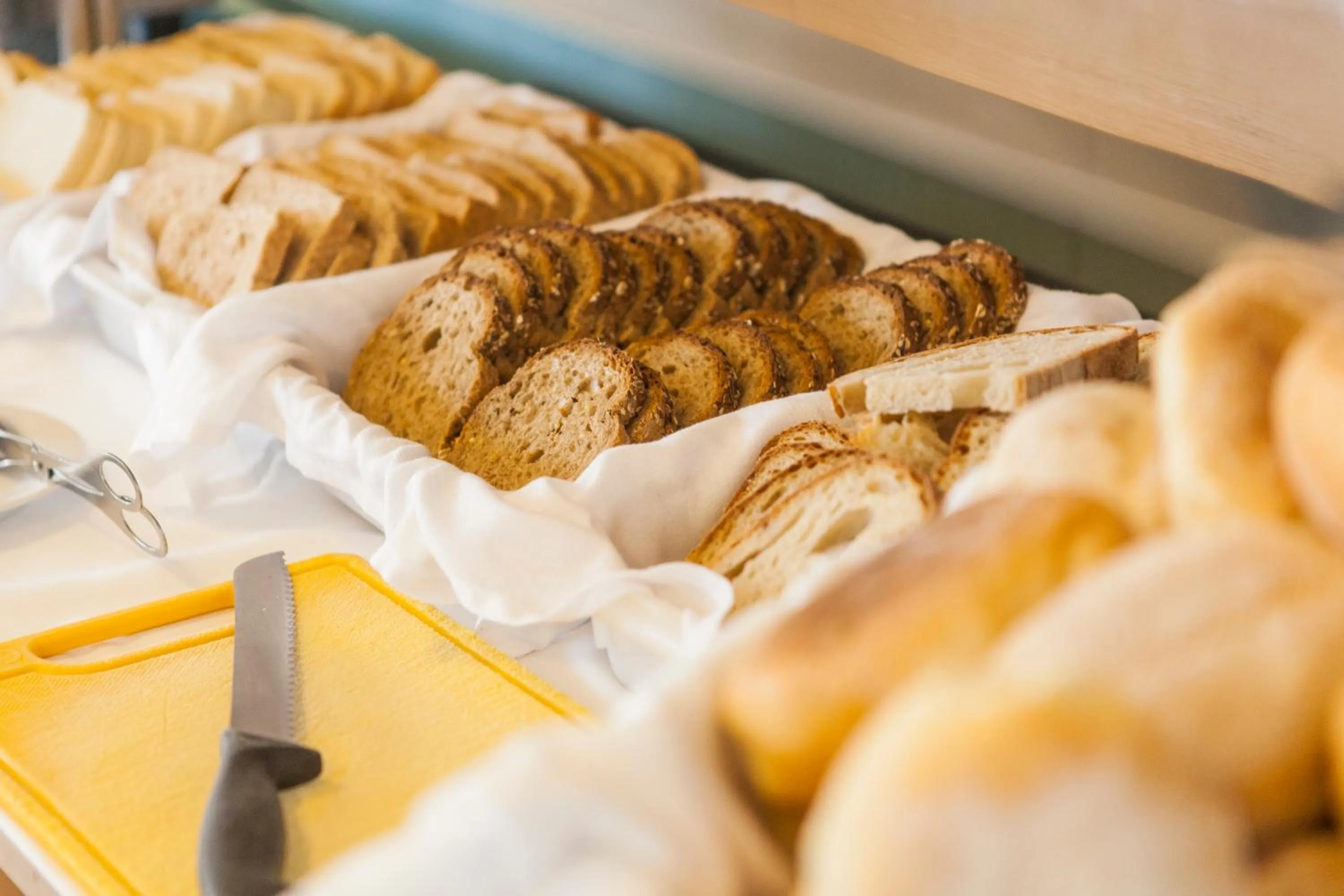 Breakfast in Alfagar Village