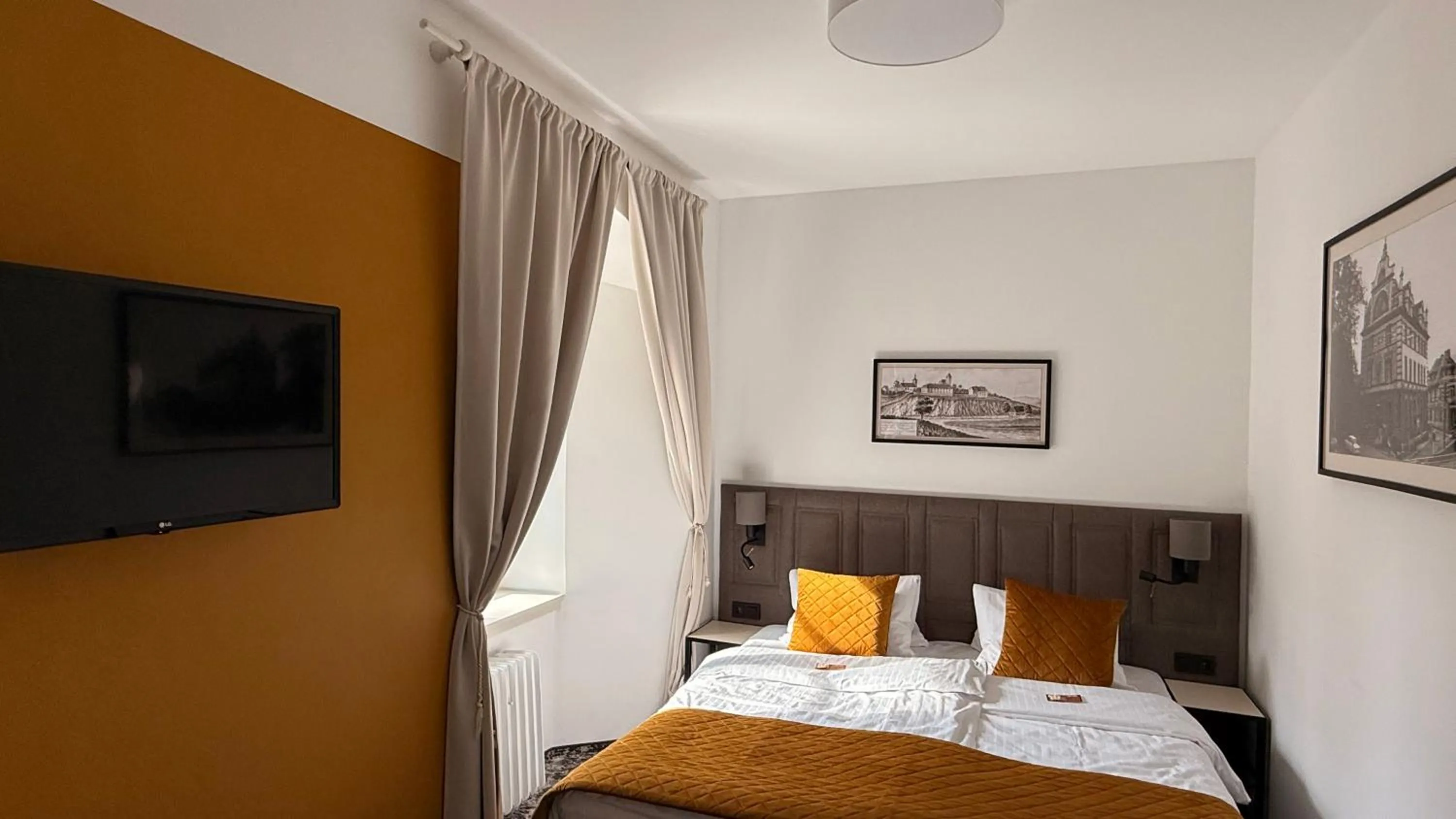 Photo of the whole room, Bed in Hotel Tynec