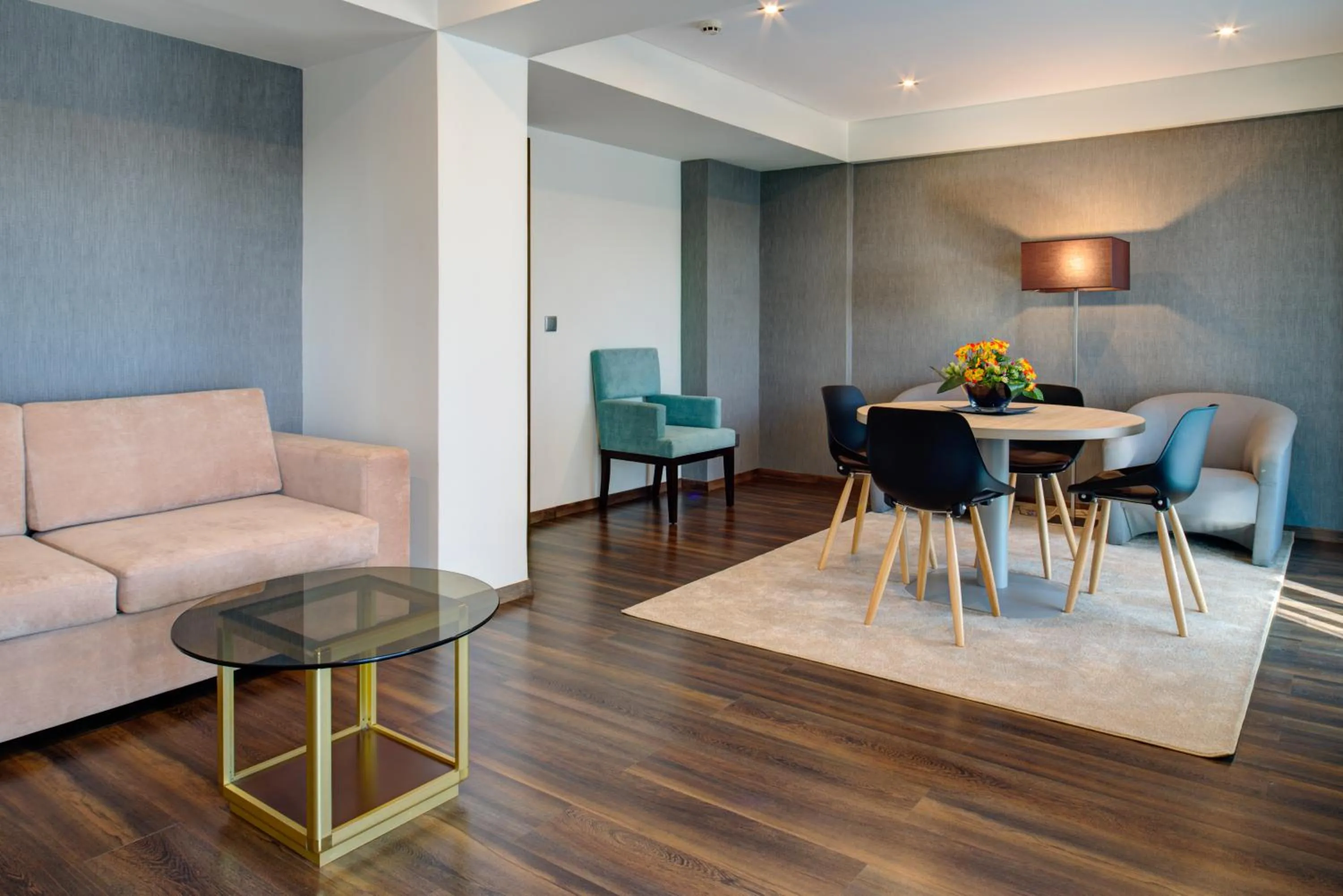 Bedroom in VIP Executive Zurique Hotel