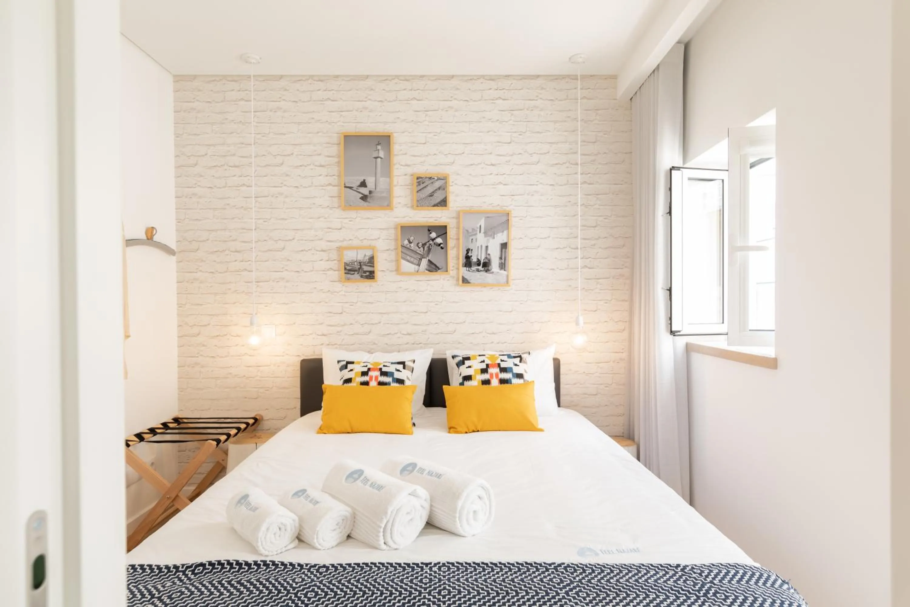 Bed in Feel Nazaré - Boutique Apartments
