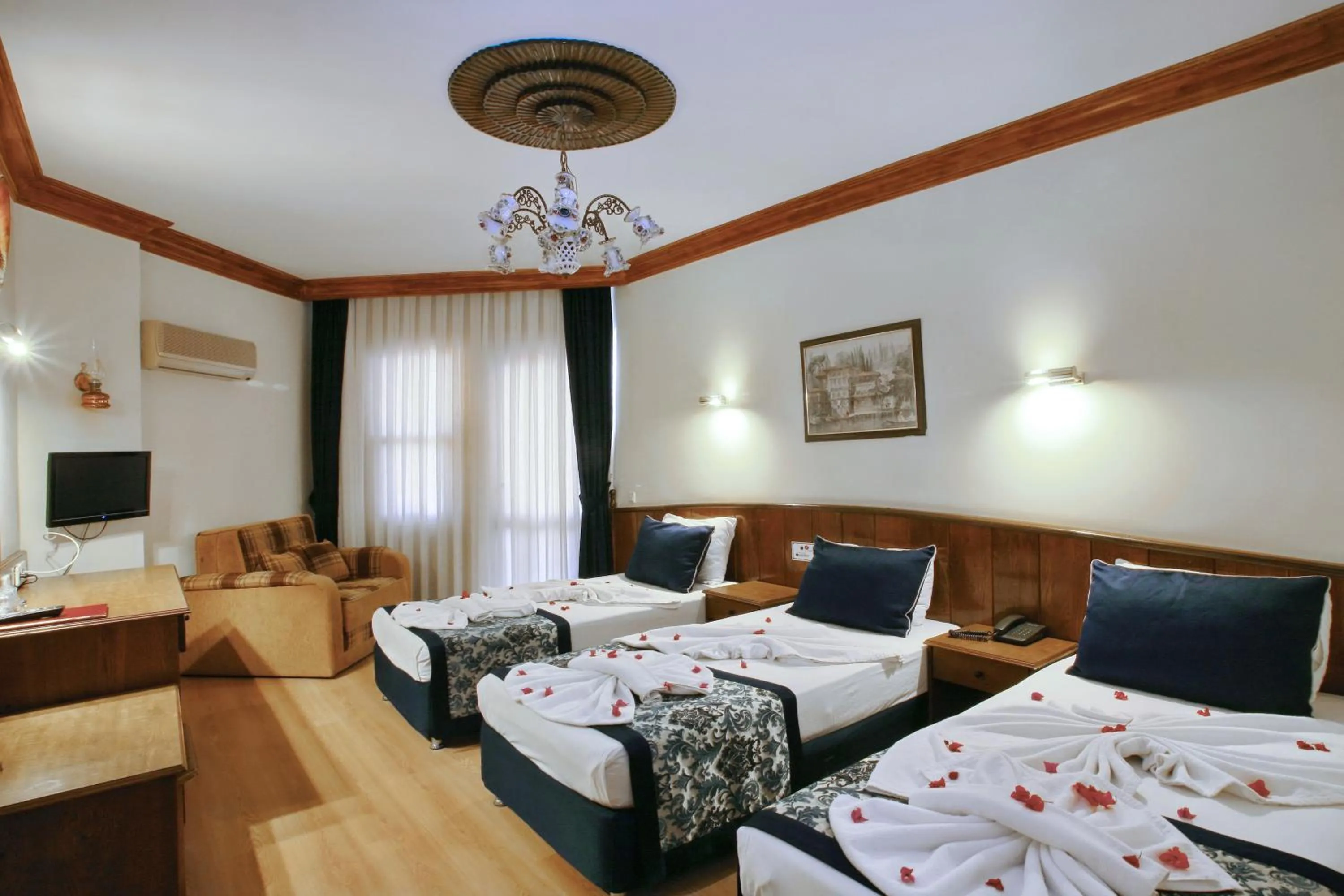 Kleopatra Fatih Hotel