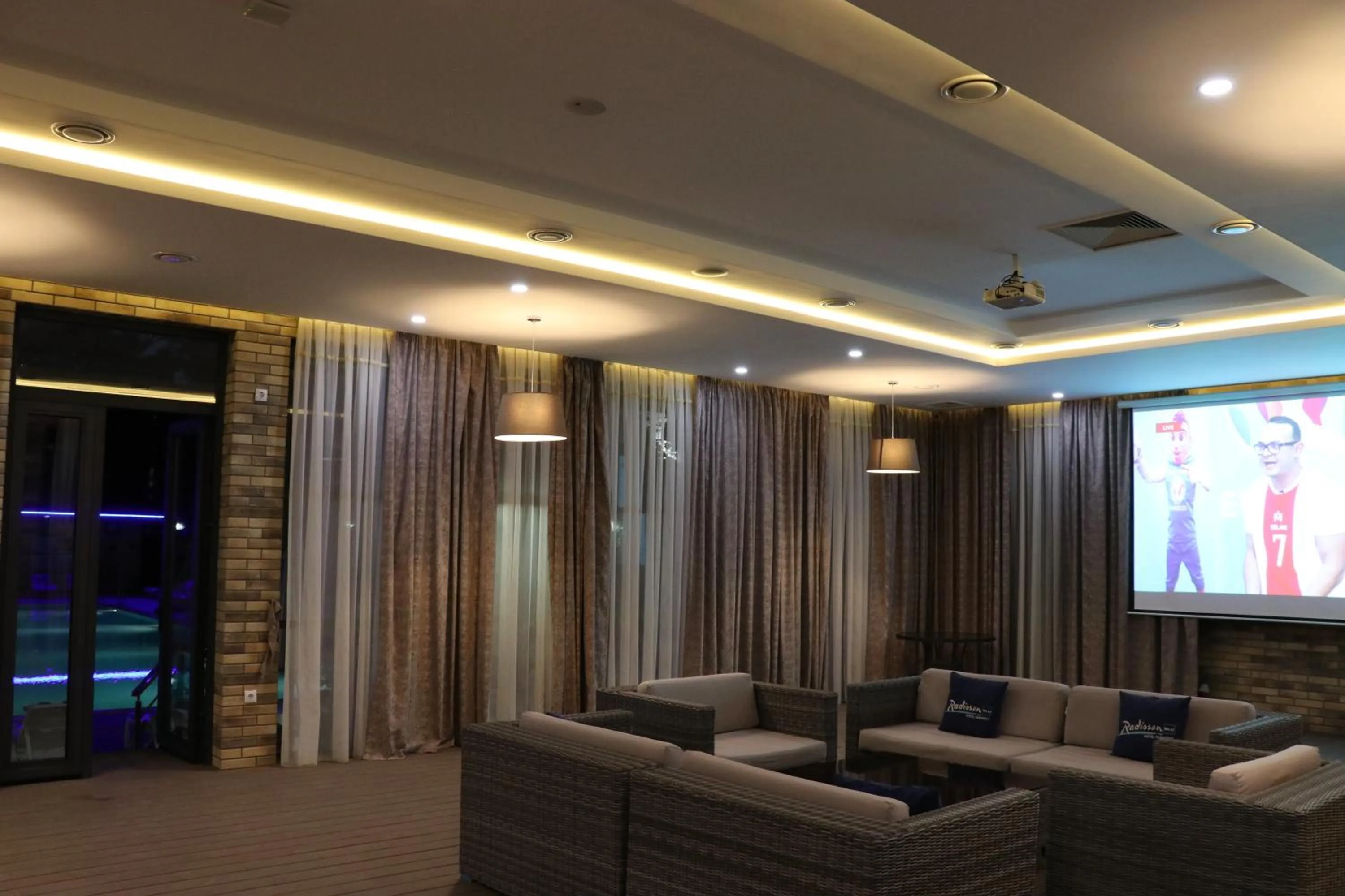 Restaurant/places to eat in Radisson Blu Hotel, Tashkent