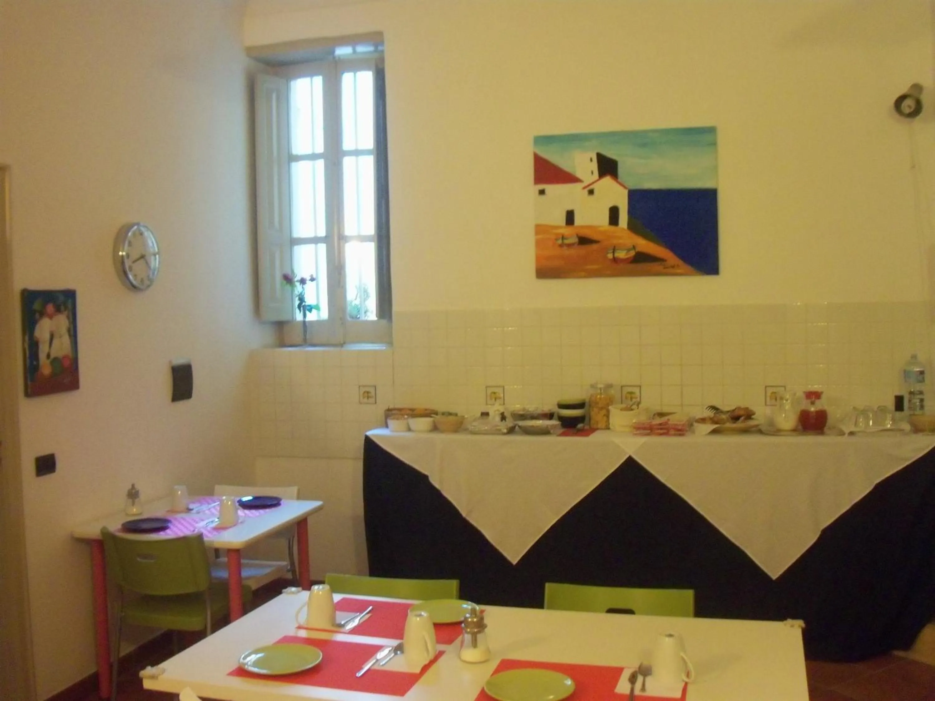 Restaurant/places to eat in B&B CARAVAGGIO basic rooms near Ortigia