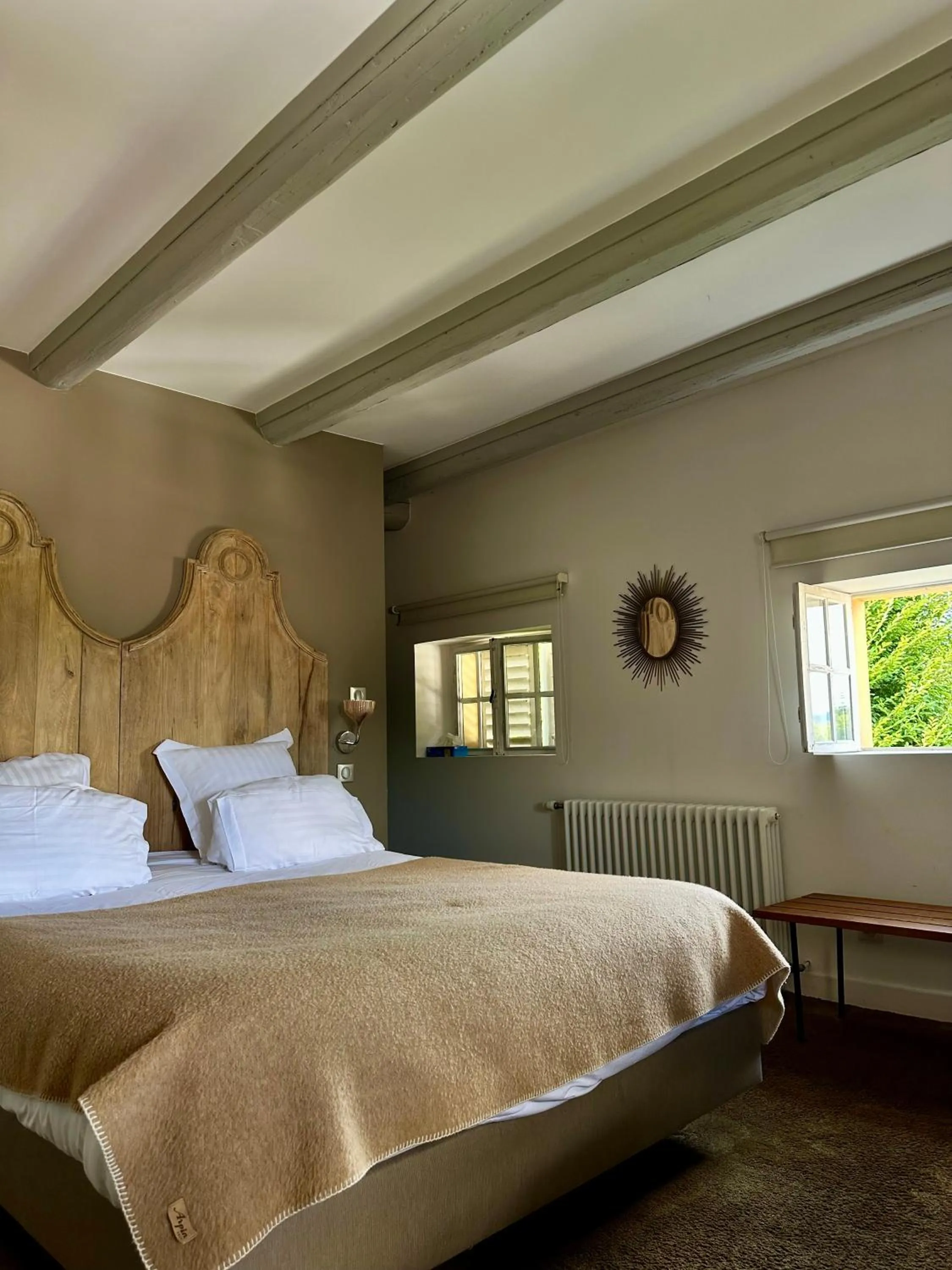 Bedroom, Bed in Le Clos Jeannon