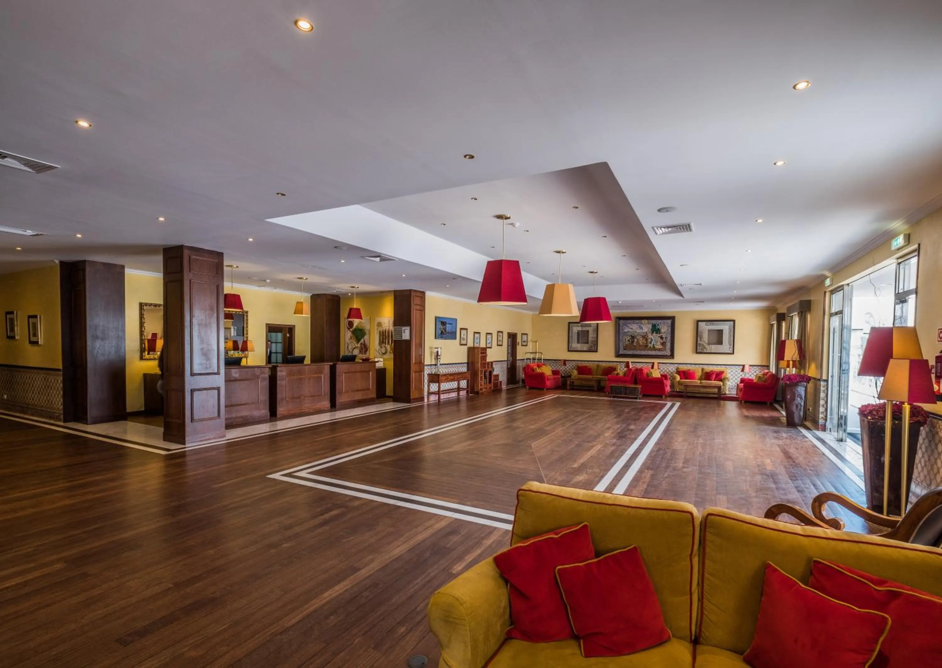 Lobby or reception in Vila Gale Ericeira
