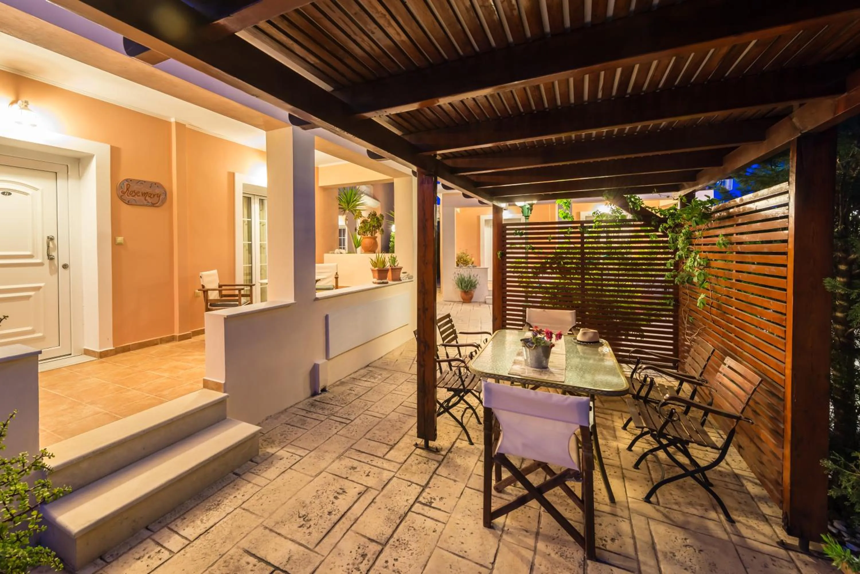 Patio in Lorenzo Villas with Private Pool, 200m from the beach, by ZanteWize