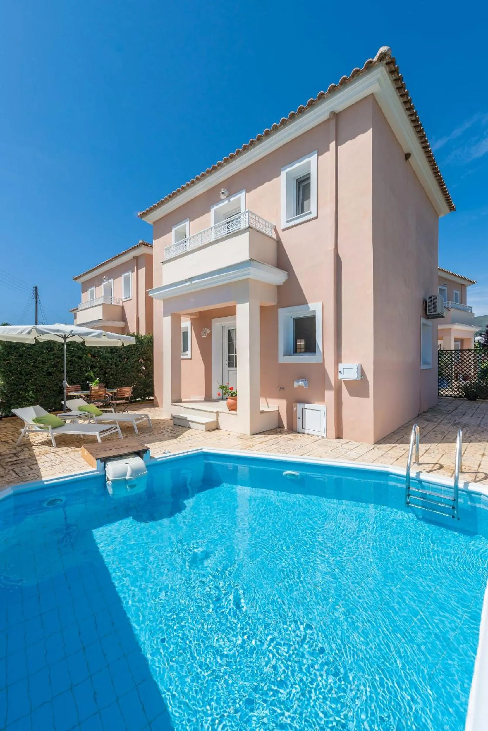 Swimming pool in Lorenzo Villas with Private Pool, 200m from the beach, by ZanteWize