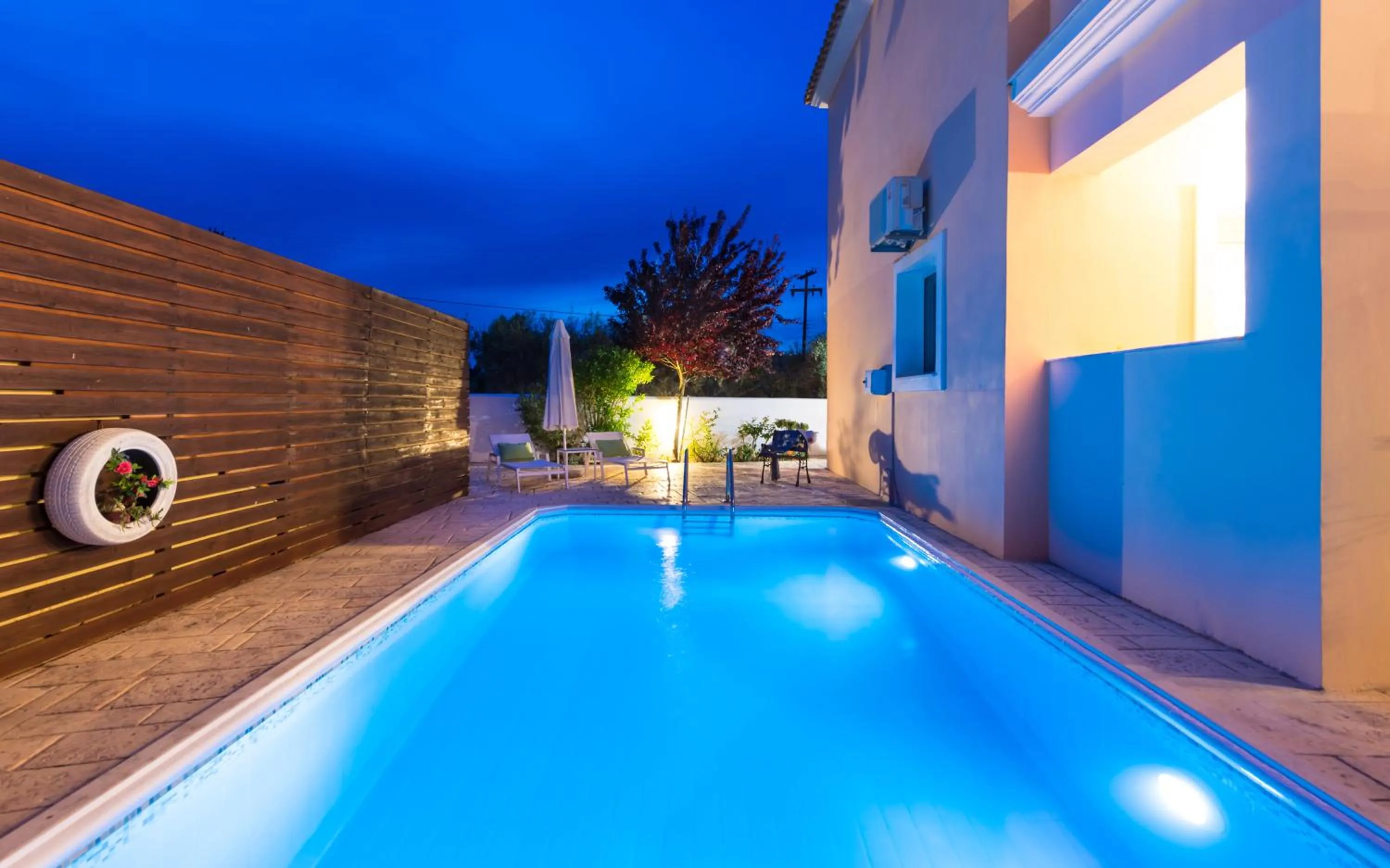 Swimming pool in Lorenzo Villas with Private Pool, 200m from the beach, by ZanteWize