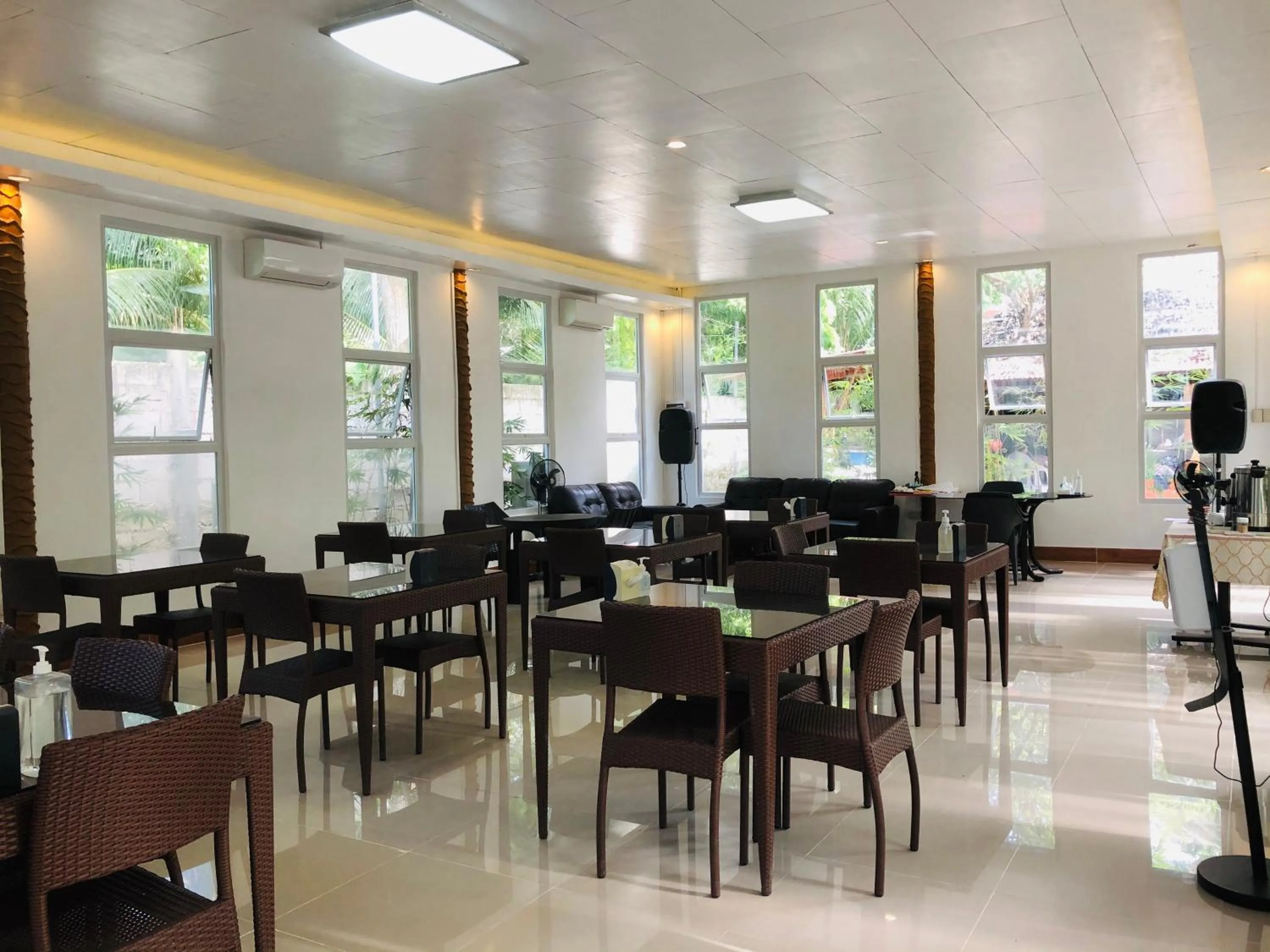 Meeting/conference room in Santander Pebble Beach Resort