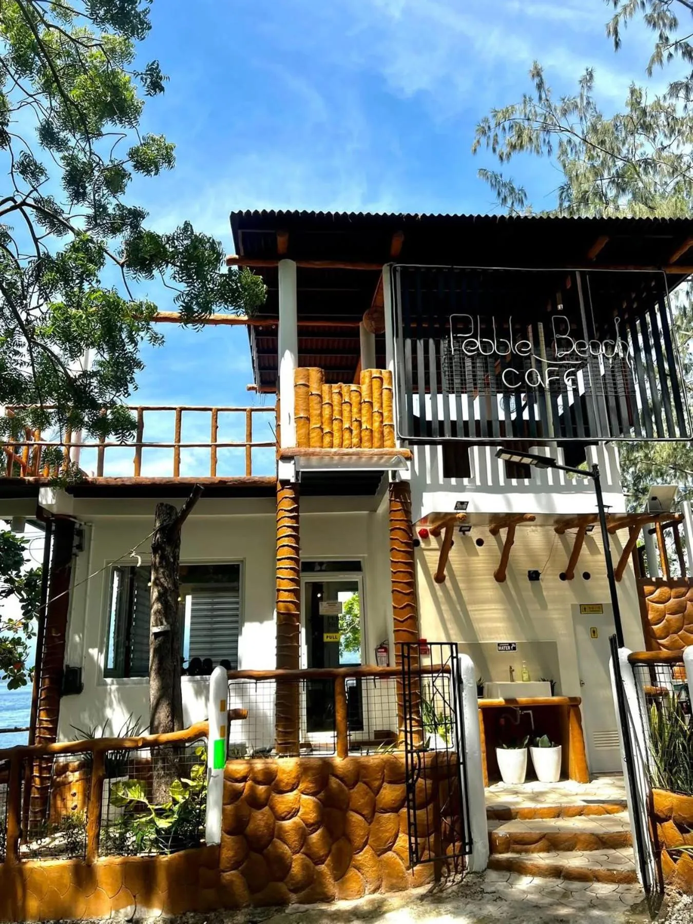 Restaurant/places to eat in Santander Pebble Beach Resort