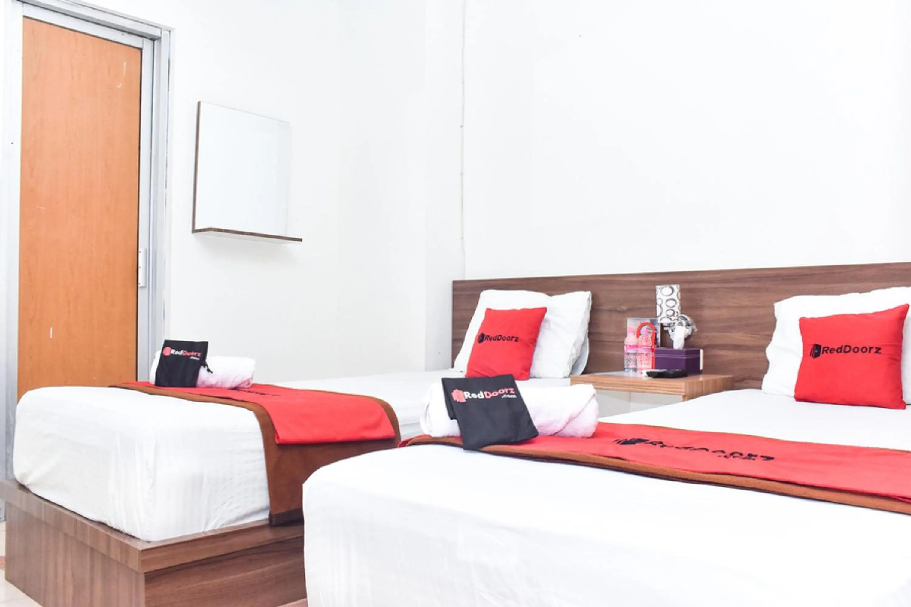 Bedroom, Bed in RedDoorz near UGM 3