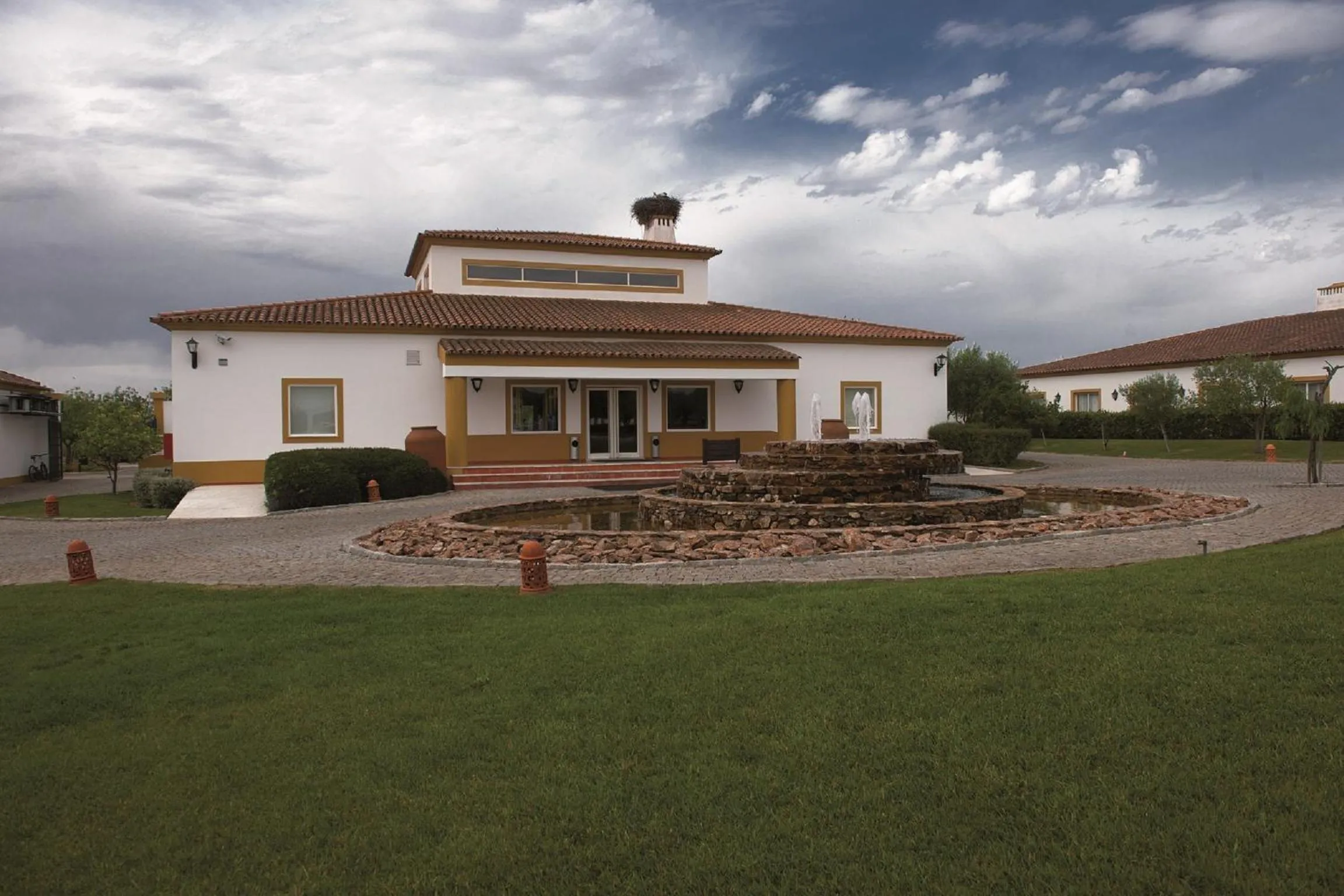 Property building in Vila Gale Alentejo Vineyard - Clube de Campo
