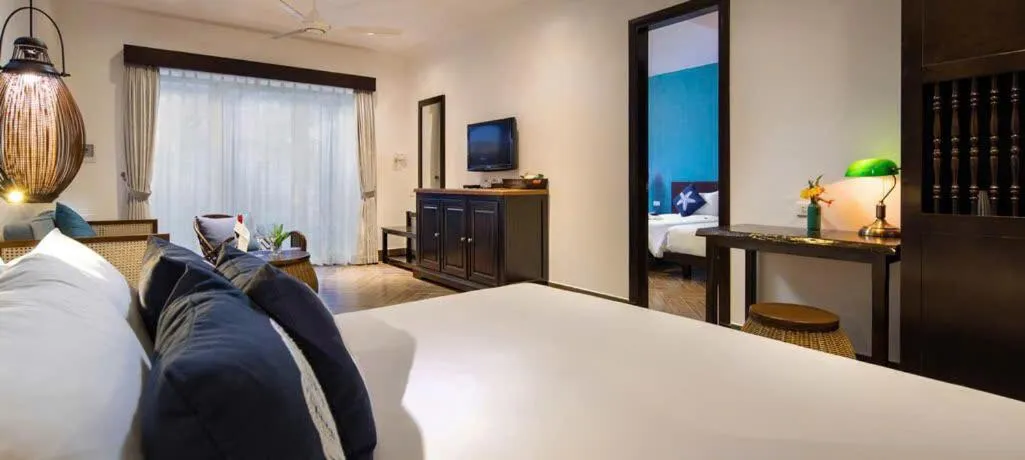 Bed in The Blue Alcove Hotel