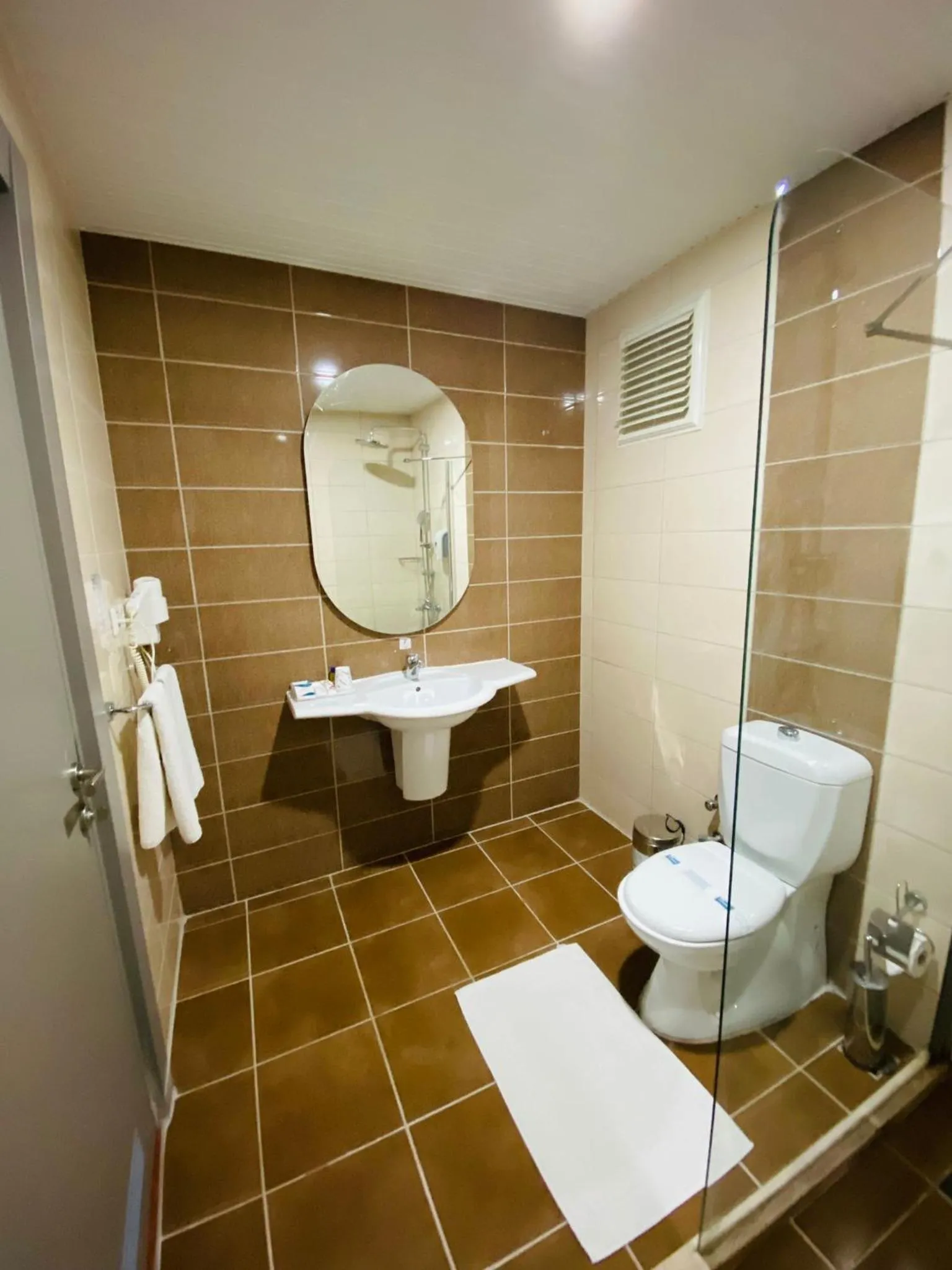 Bathroom in Eftalia Aqua Resort