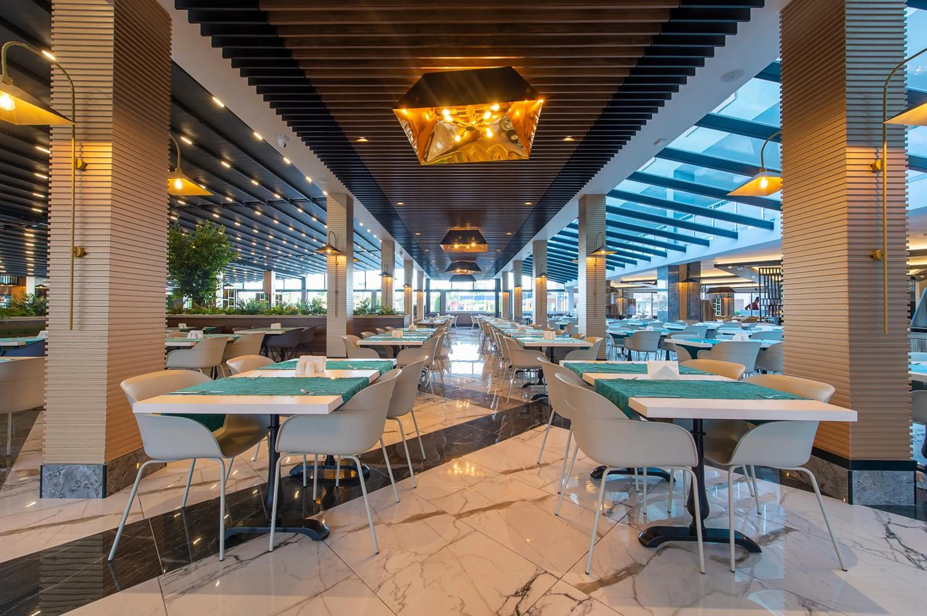 Restaurant/places to eat in Eftalia Aqua Resort