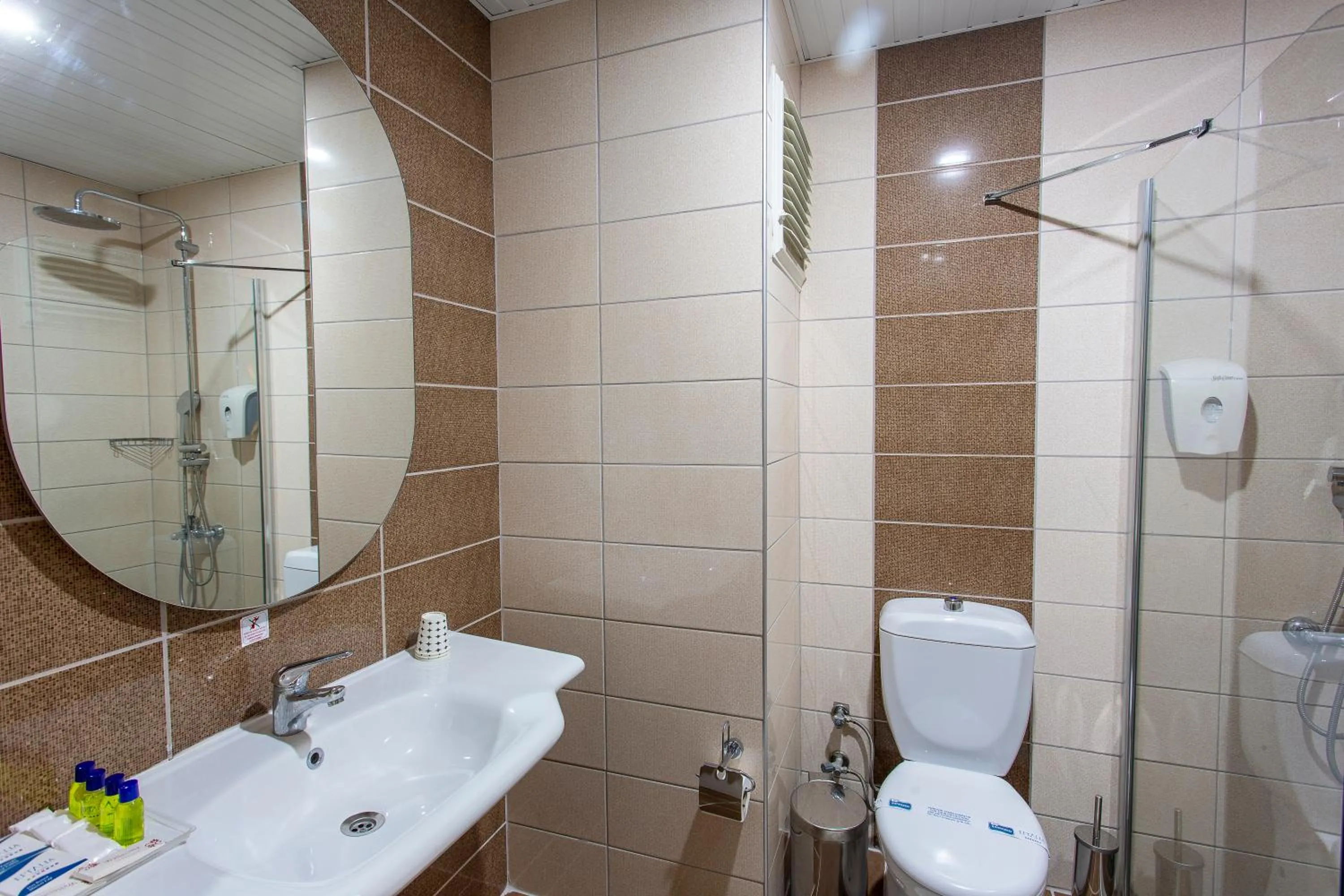 Bathroom in Eftalia Aqua Resort