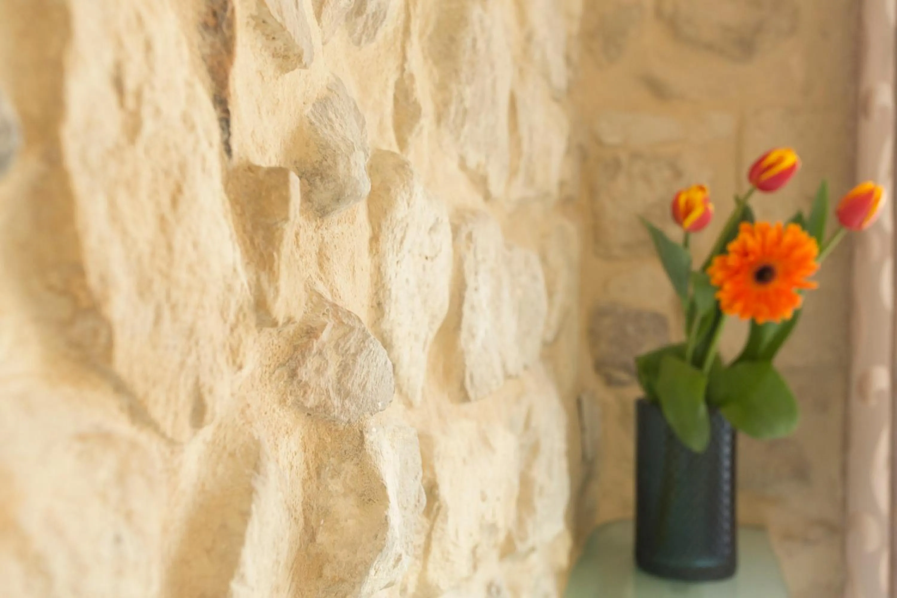 Decorative detail in Evoca