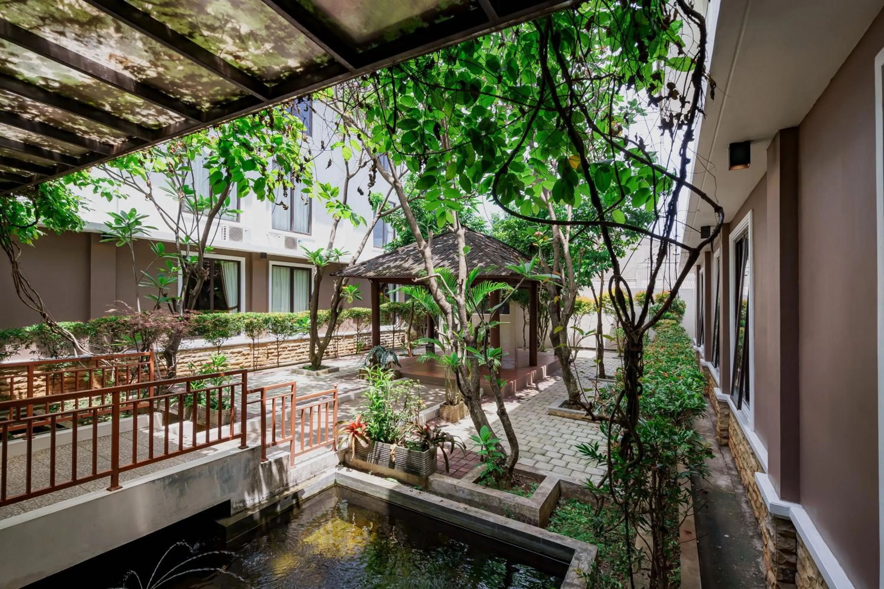 Property building in Sans Vibes Jasmine Suite TB Simatupang