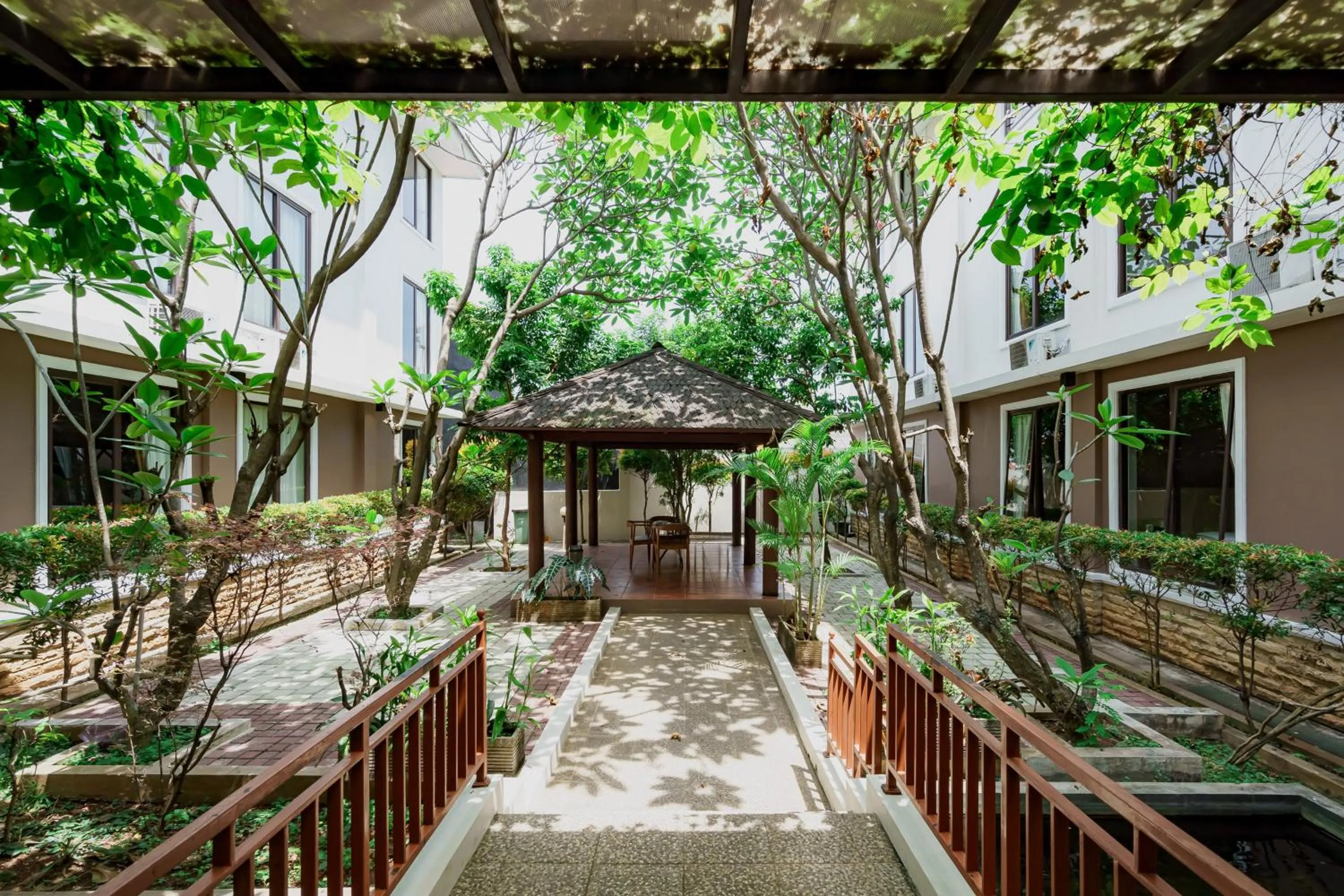 Property building in Sans Vibes Jasmine Suite TB Simatupang