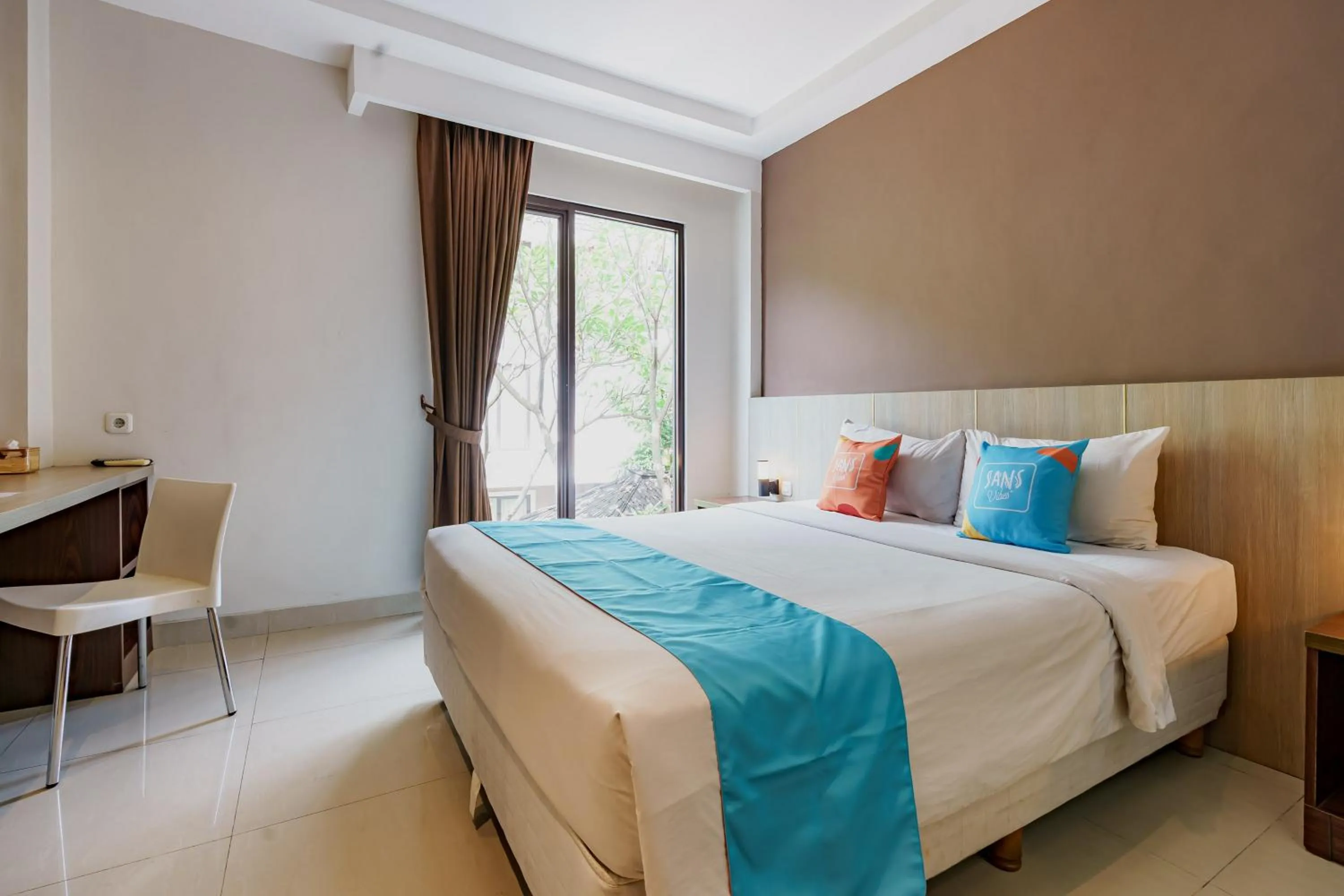 Bedroom, Bed in Sans Vibes Jasmine Suite TB Simatupang