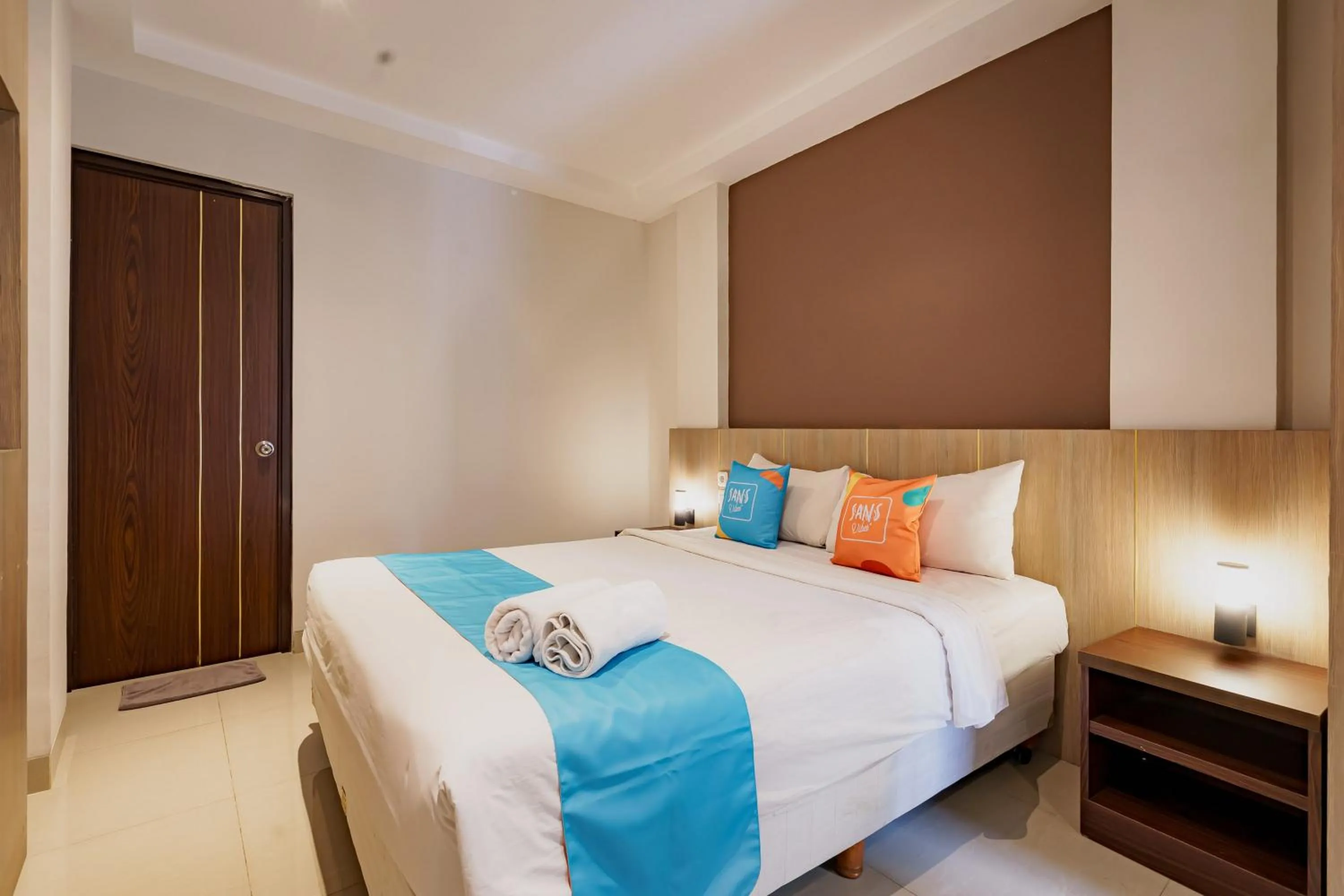 Bedroom, Bed in Sans Vibes Jasmine Suite TB Simatupang