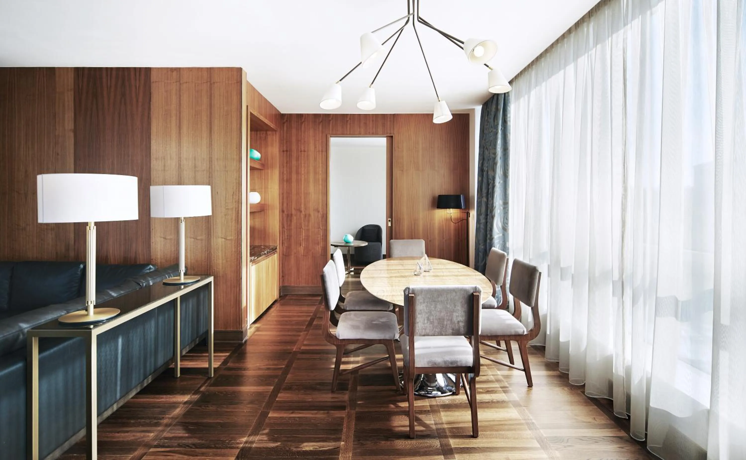 Living room in Metropol Palace, Belgrade