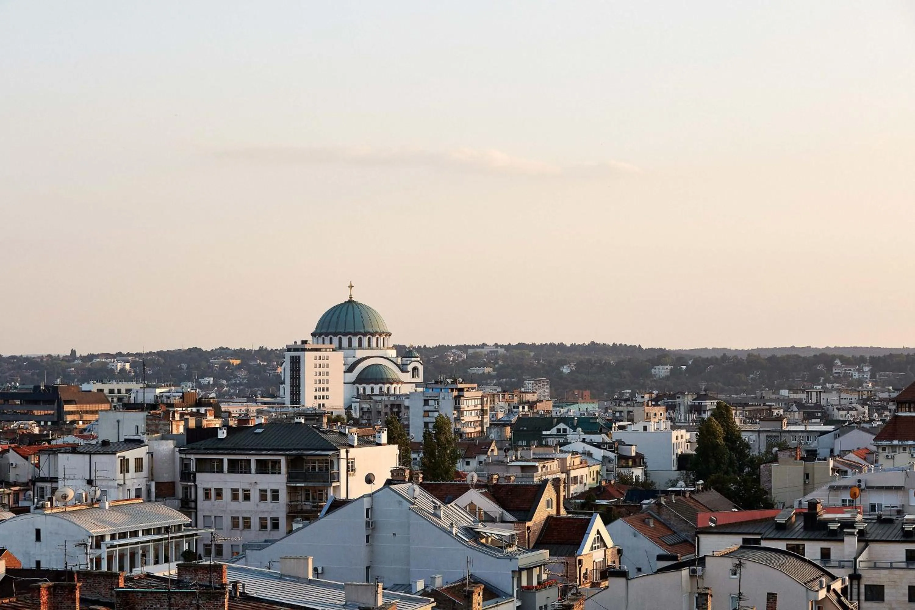 Photo of the whole room in Metropol Palace, Belgrade